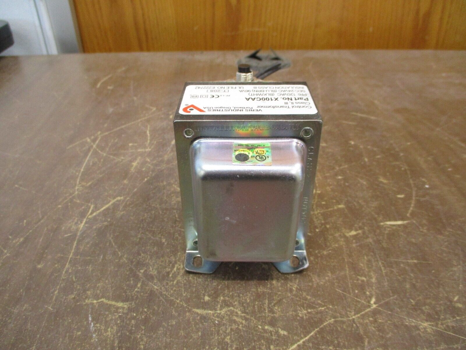 Veris Control Transformer X100CAA Pri: 120VAC Sec: 24VAC 96VA Used