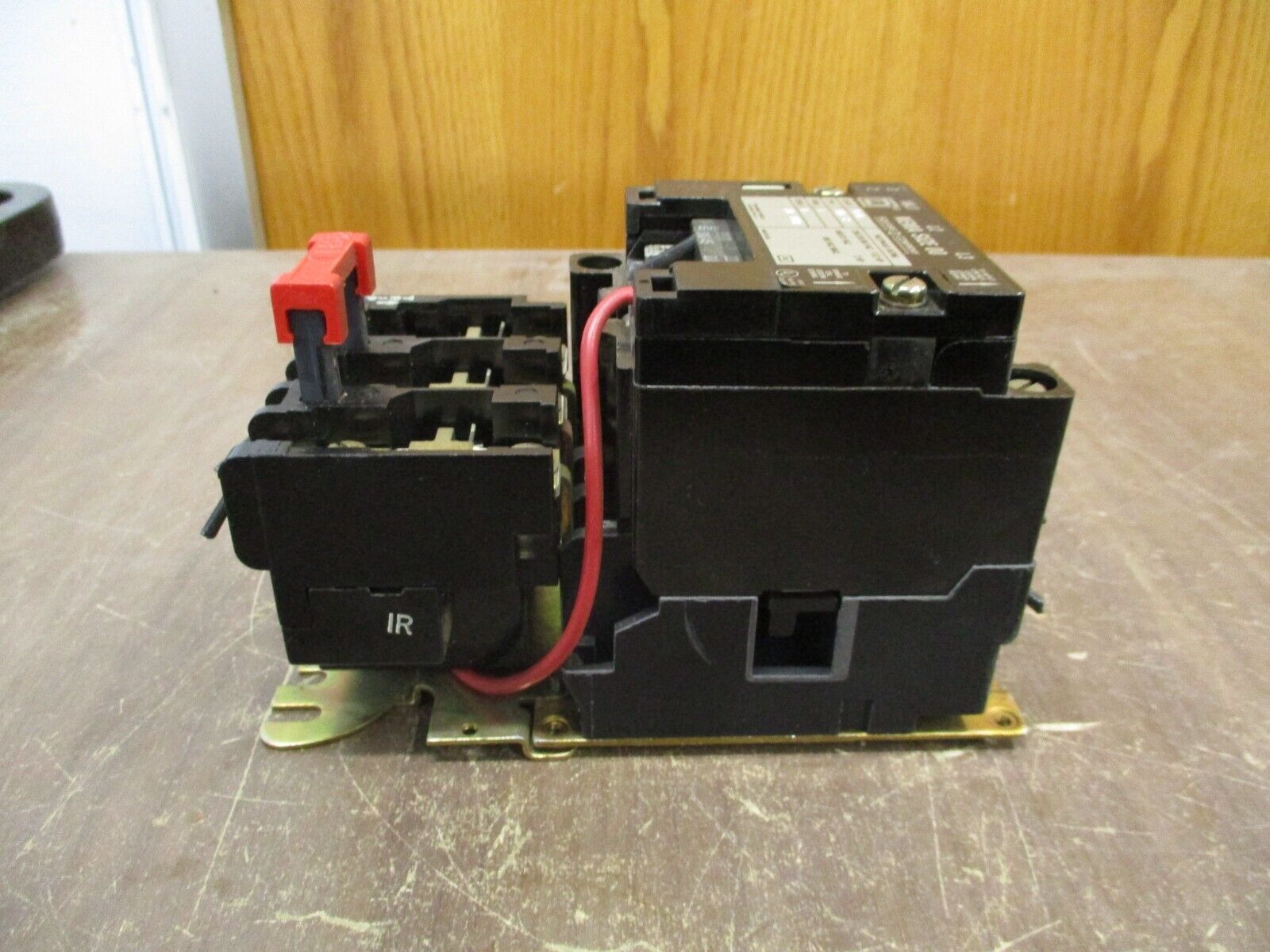 Square D Starter 8536SAG12 Size 00 120V Coil Thermal Overload Used