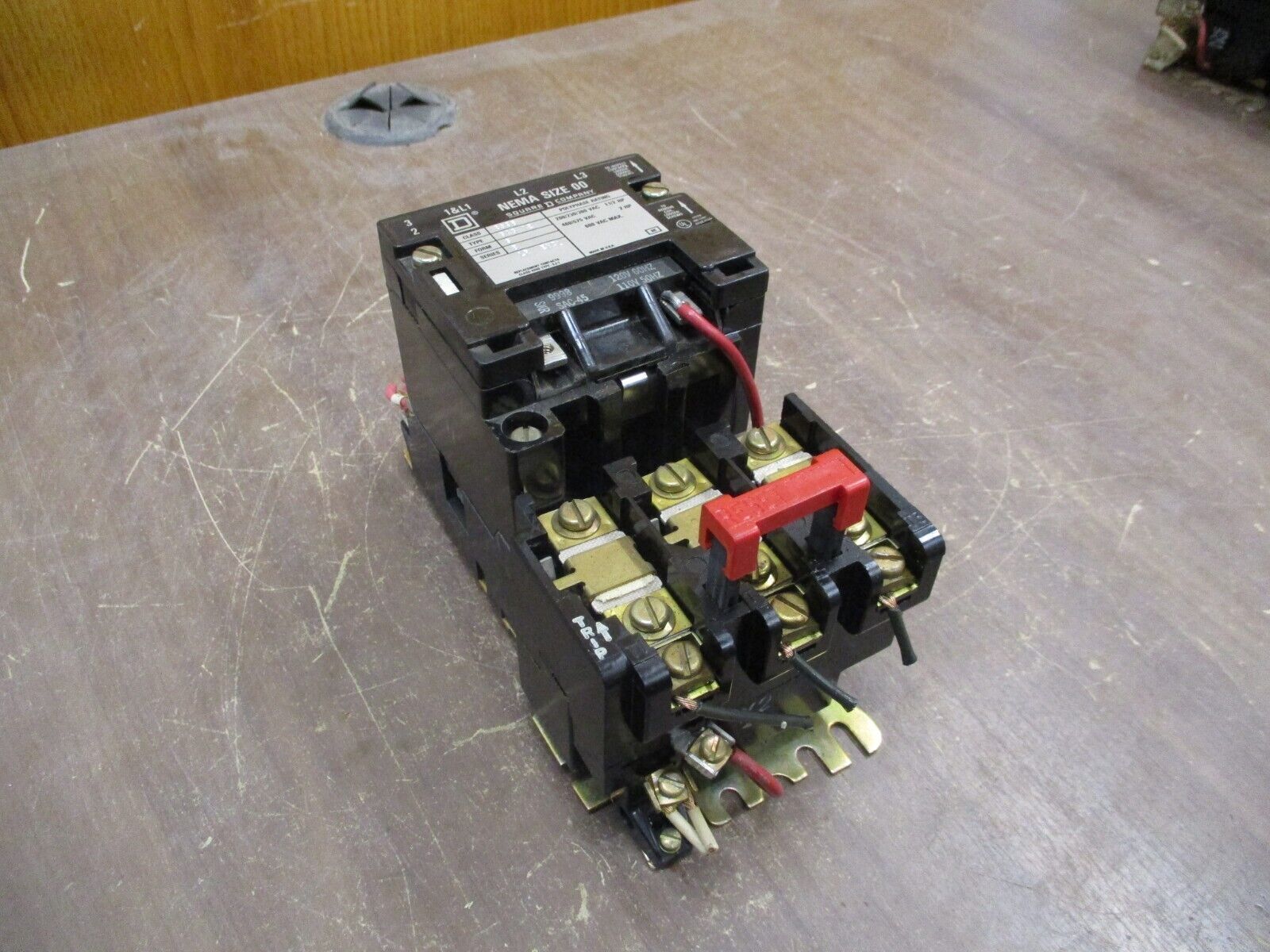Square D Starter 8536SAG12 Size 00 120V Coil Thermal Overload Used