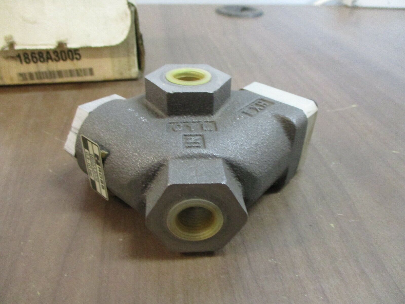 Ross Quick Exhaust Valve 1868A3005 3/8" New Surplus