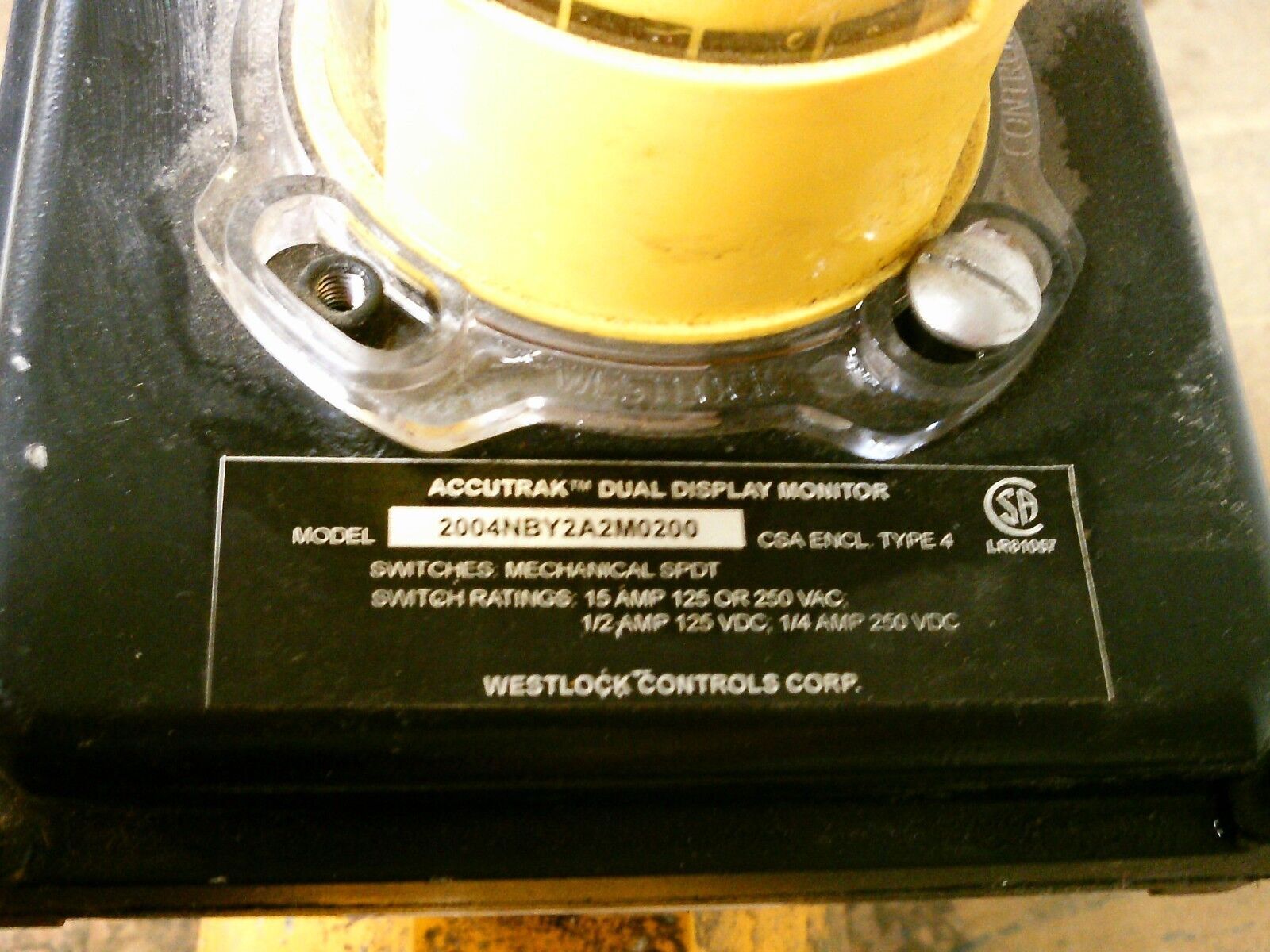 Hytork 221 Actuator w/ Accutrak Dual Display Monitor EIA-0221-S80-A00 116PSI Max