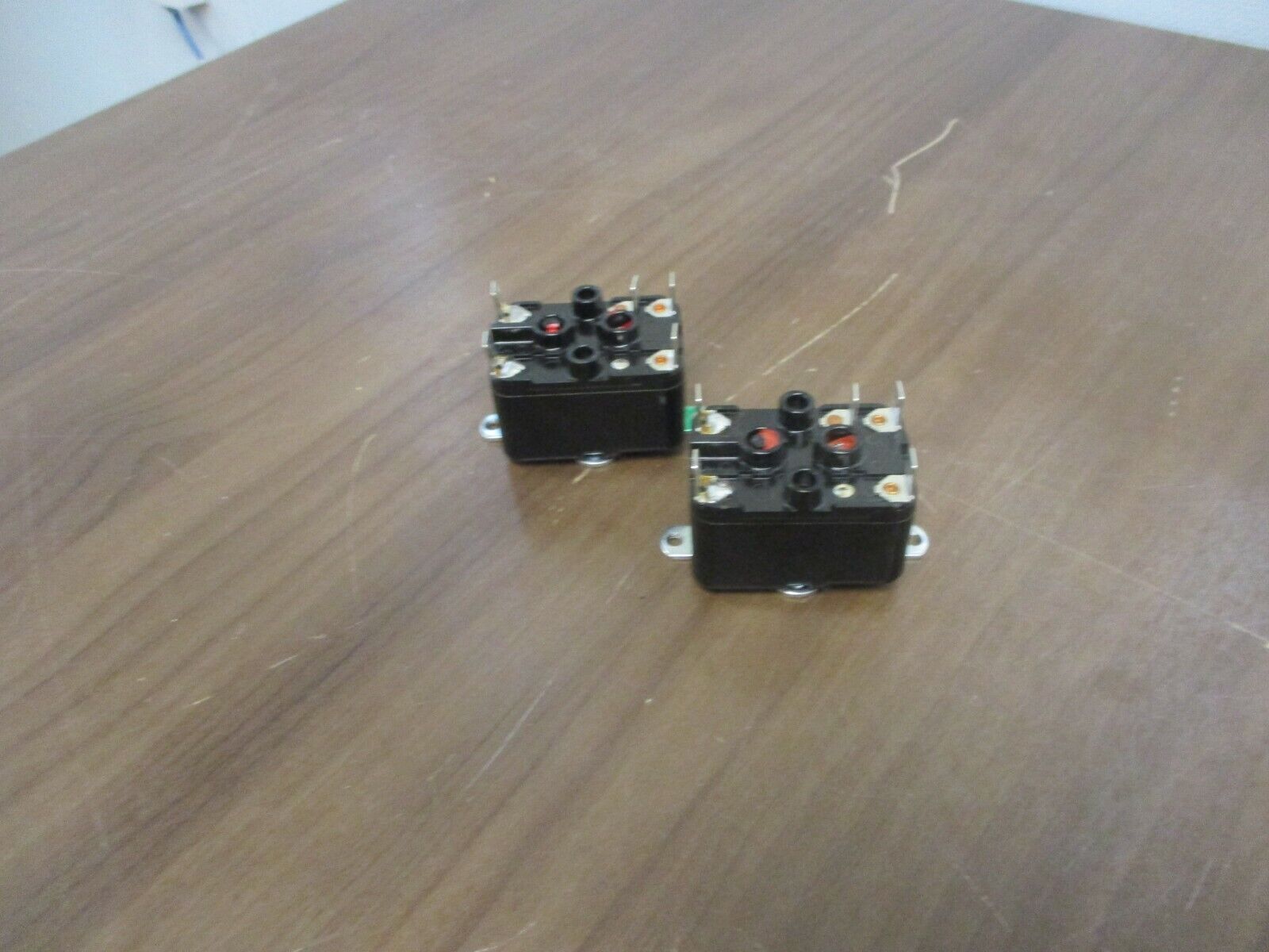 White-Rodgers Relay 184-20103-301V 24V Coil *Lot of 2* Used