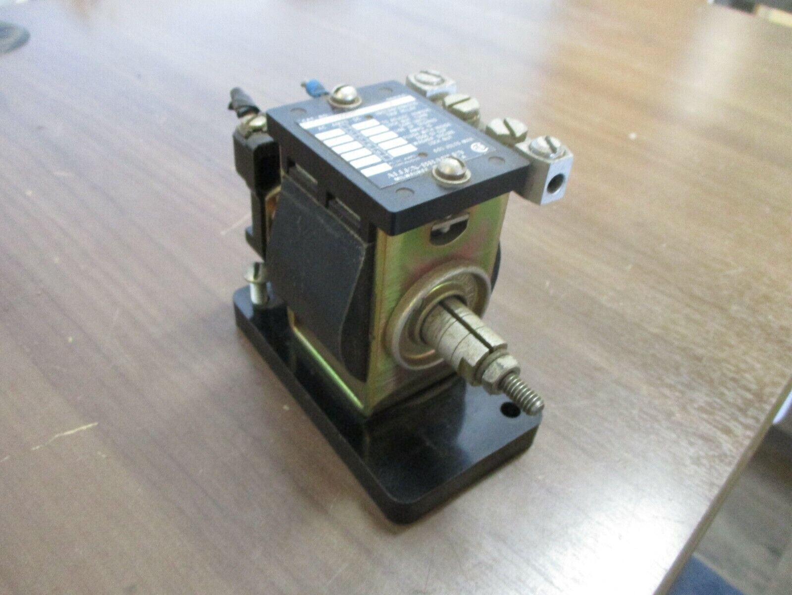 Allen-Bradley Instantaneous Trip Relay 809-A09E Ser. A 28A Continuous 600V Used