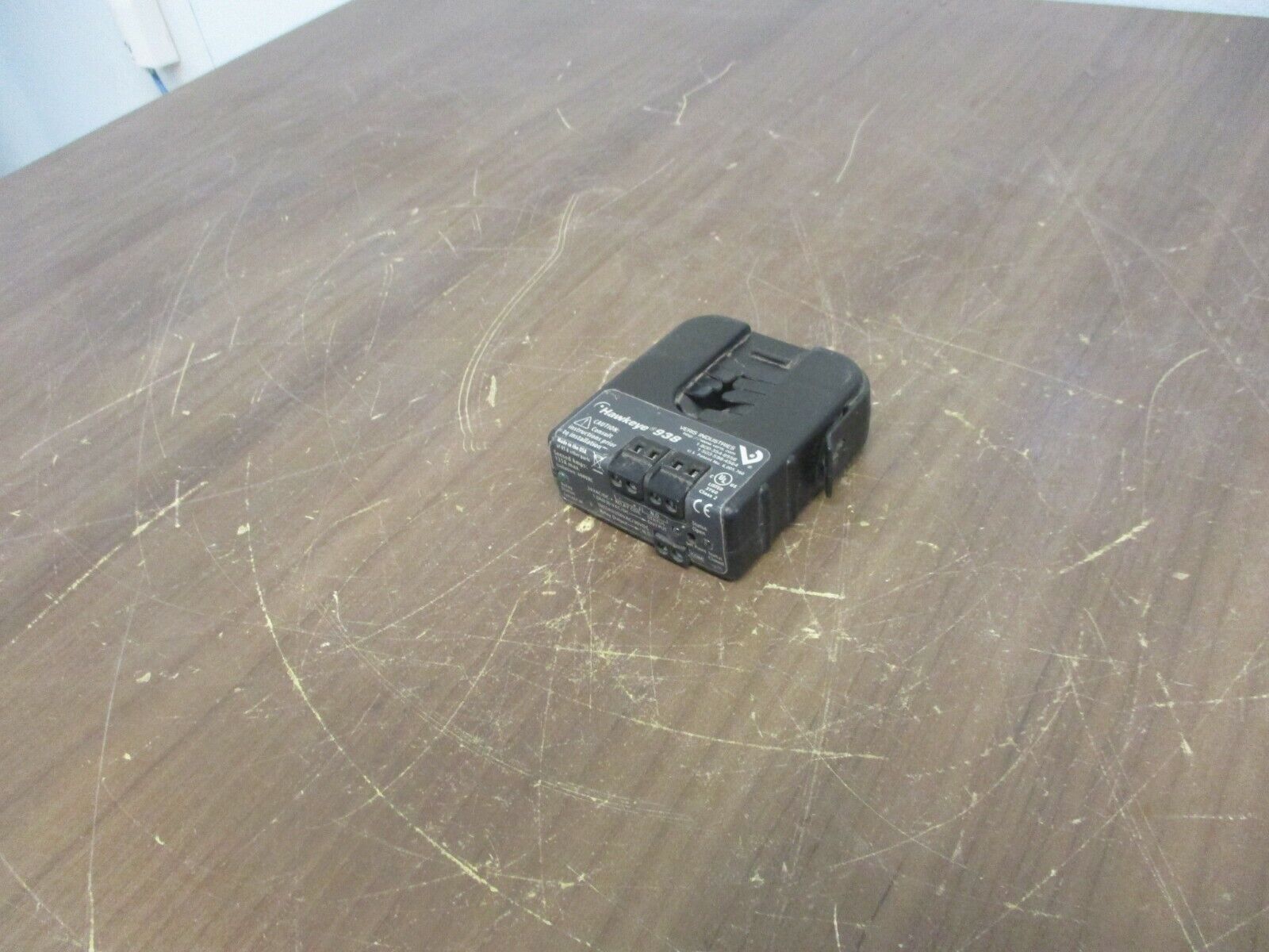 Veris Hawkeye 938 Current Switch Z101437-OC 135A Sensed Used