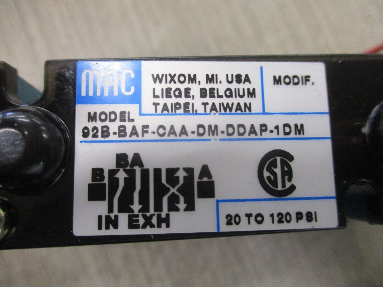MAC Solenoid Valve 92B-BAF-CAA-DM-DDAP-1DM 20-120PSI Used