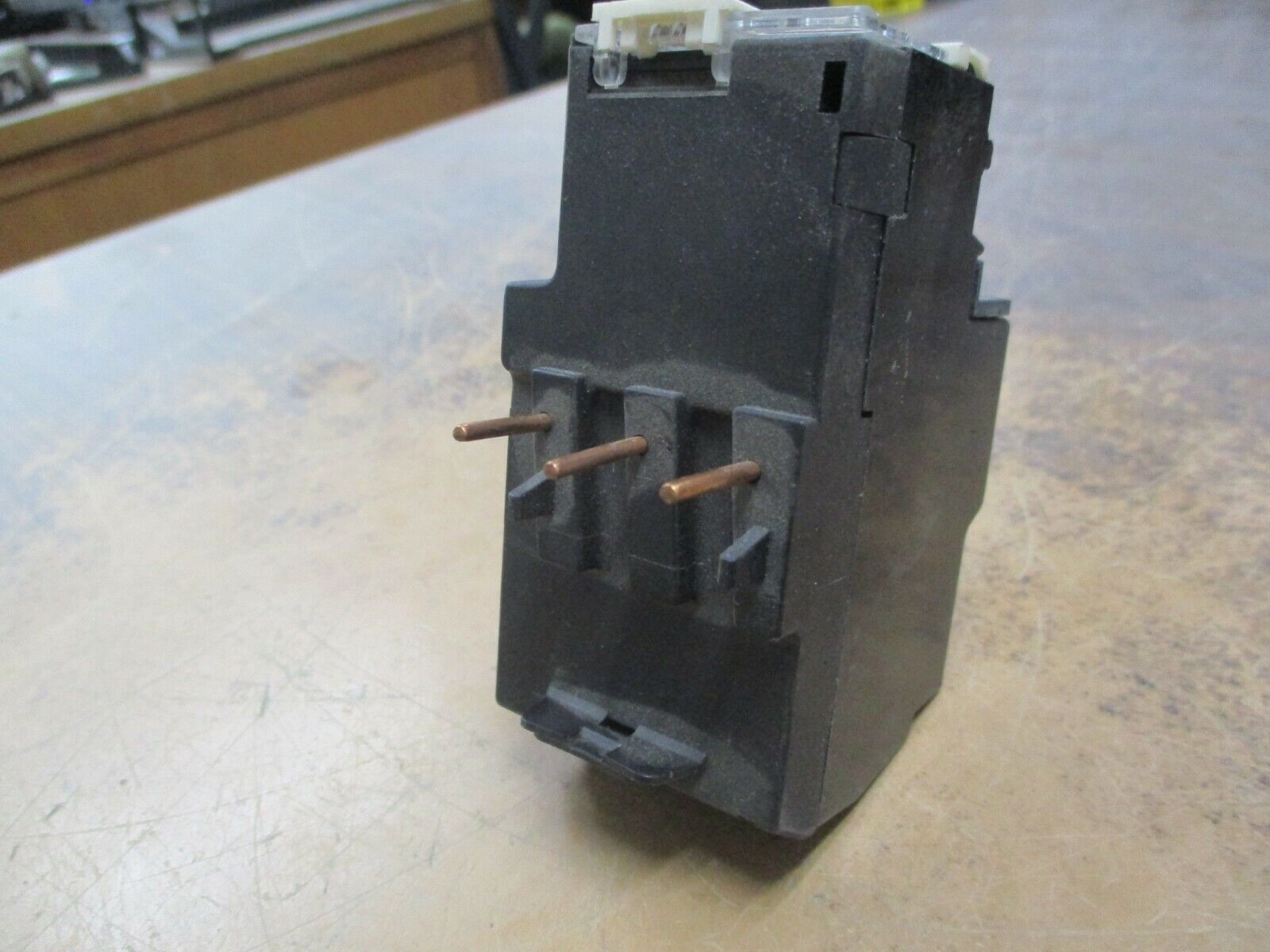 Schneider Electric Solid State Overload LRD1514 Trip: 7-10A Used