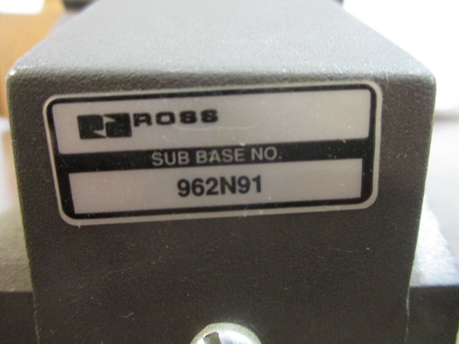 Ross Valve Manifold 962N91 New Surplus