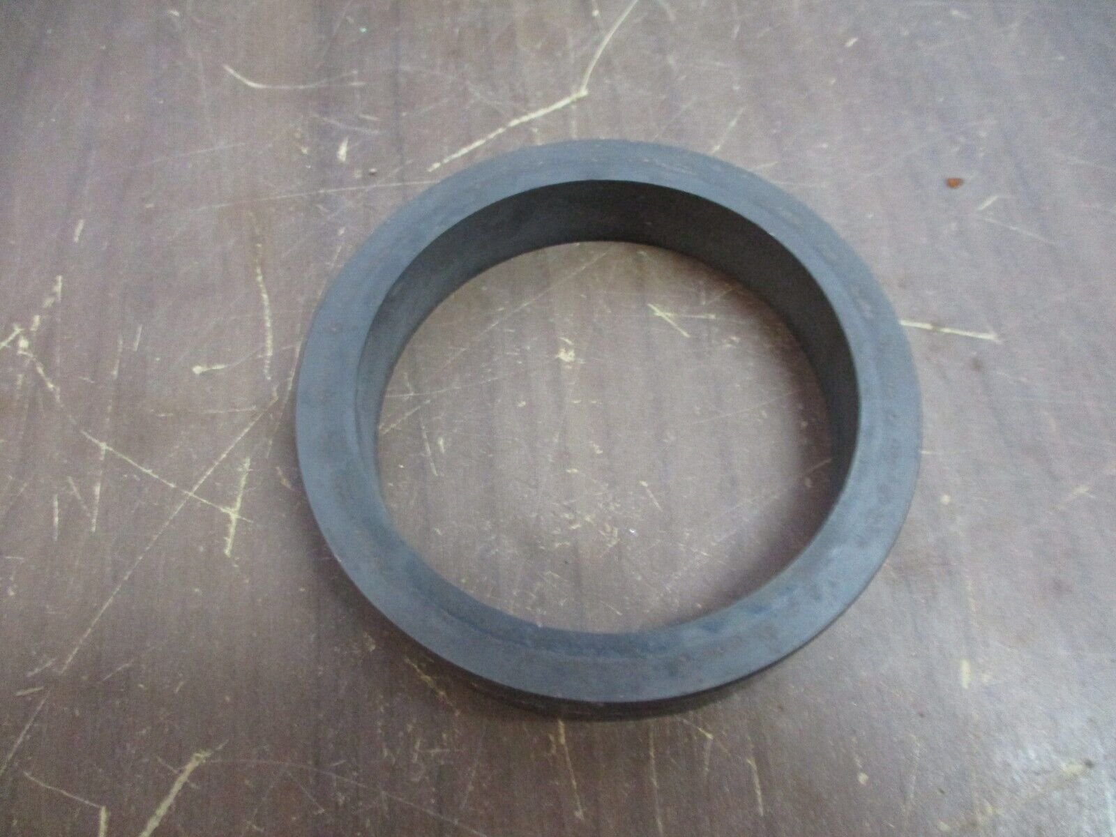 Petrochem J/C Seat J/C-1B Block Type Size: 3 1/2" New Surplus