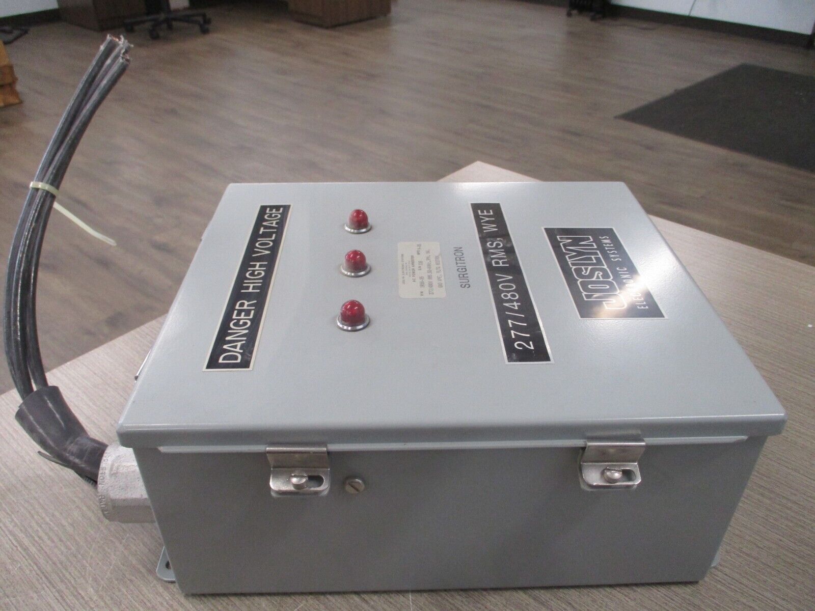 Joslyn Surgitron Surge Arrester 1456-85 277/480V 50-60HZ 3Ph 5W Used