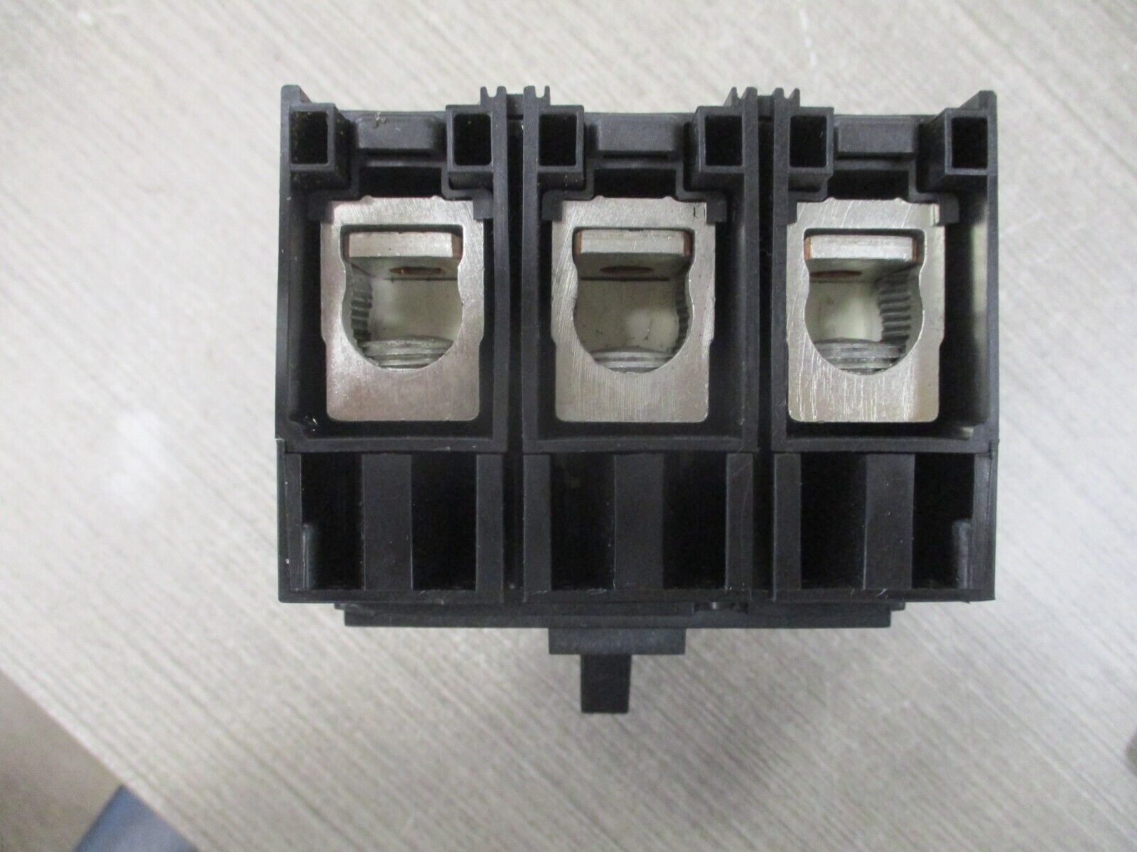 Square D PowerPact JG250 Circuit Breaker JGL36250 250A 600V 3P Used