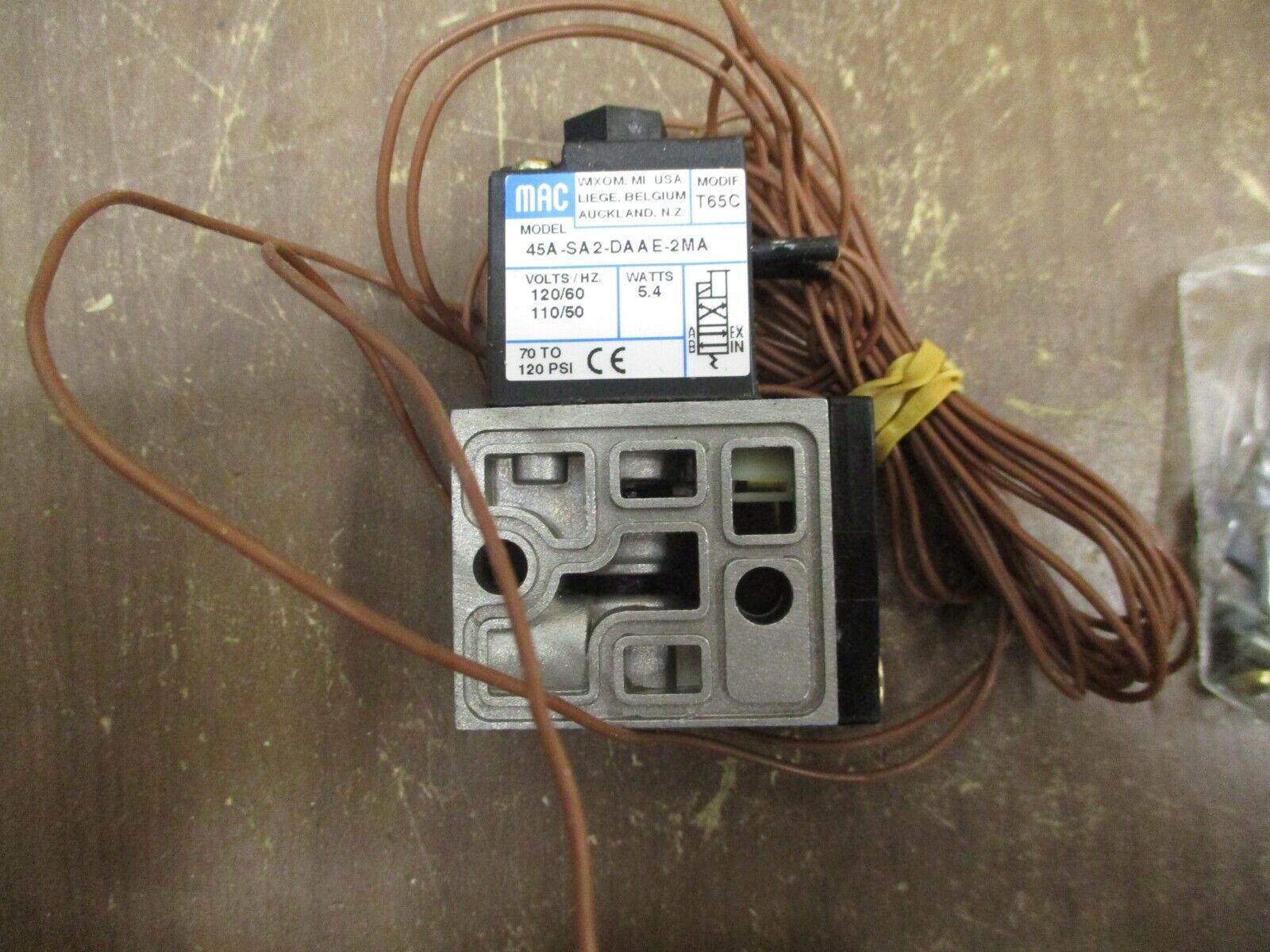 MAC Solenoid Valve 45A-SA2-DAAE-2MA 110-120V New Surplus