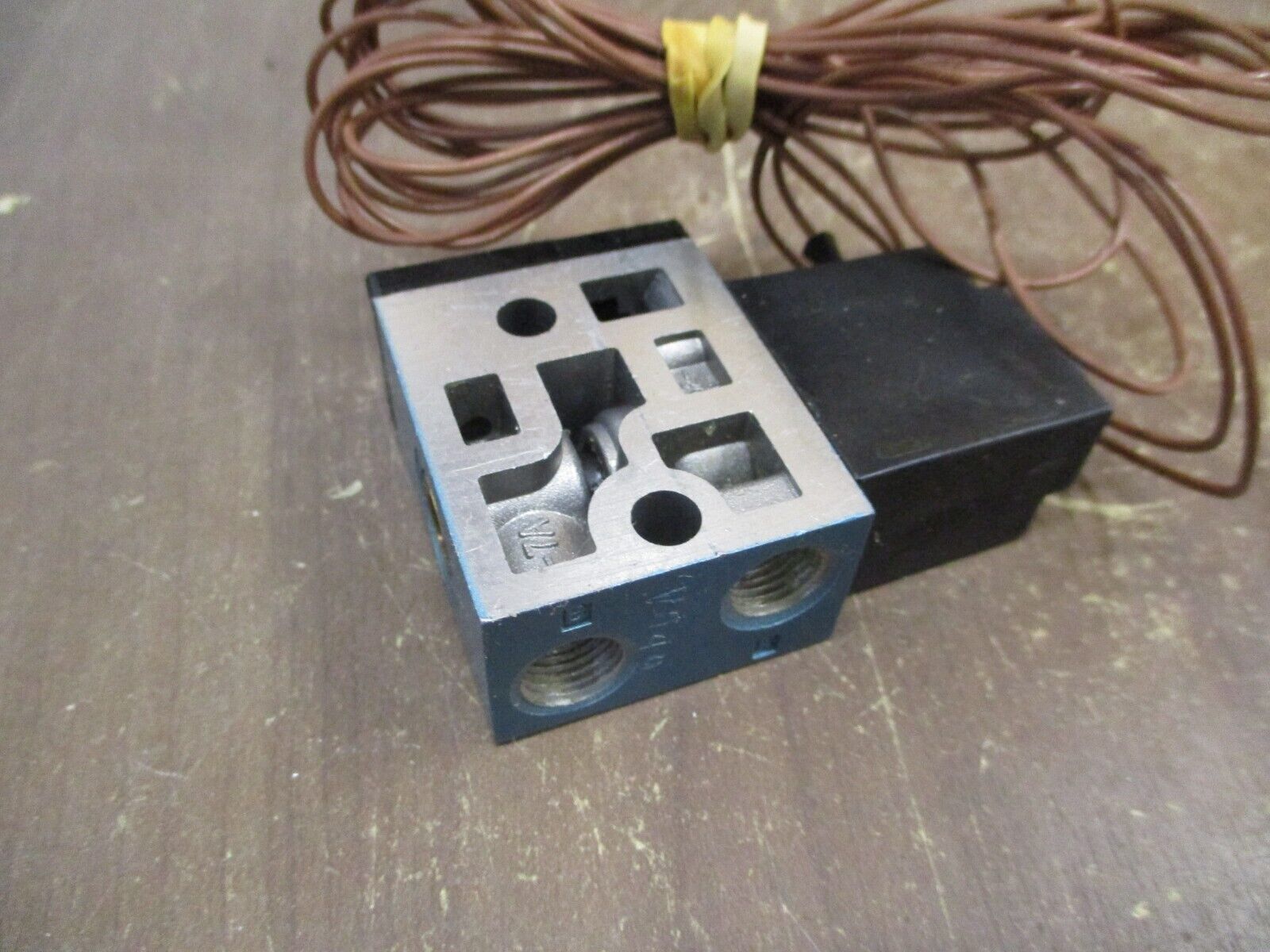 MAC Solenoid Valve 45A-SA2-DAAE-2MA 110-120V New Surplus