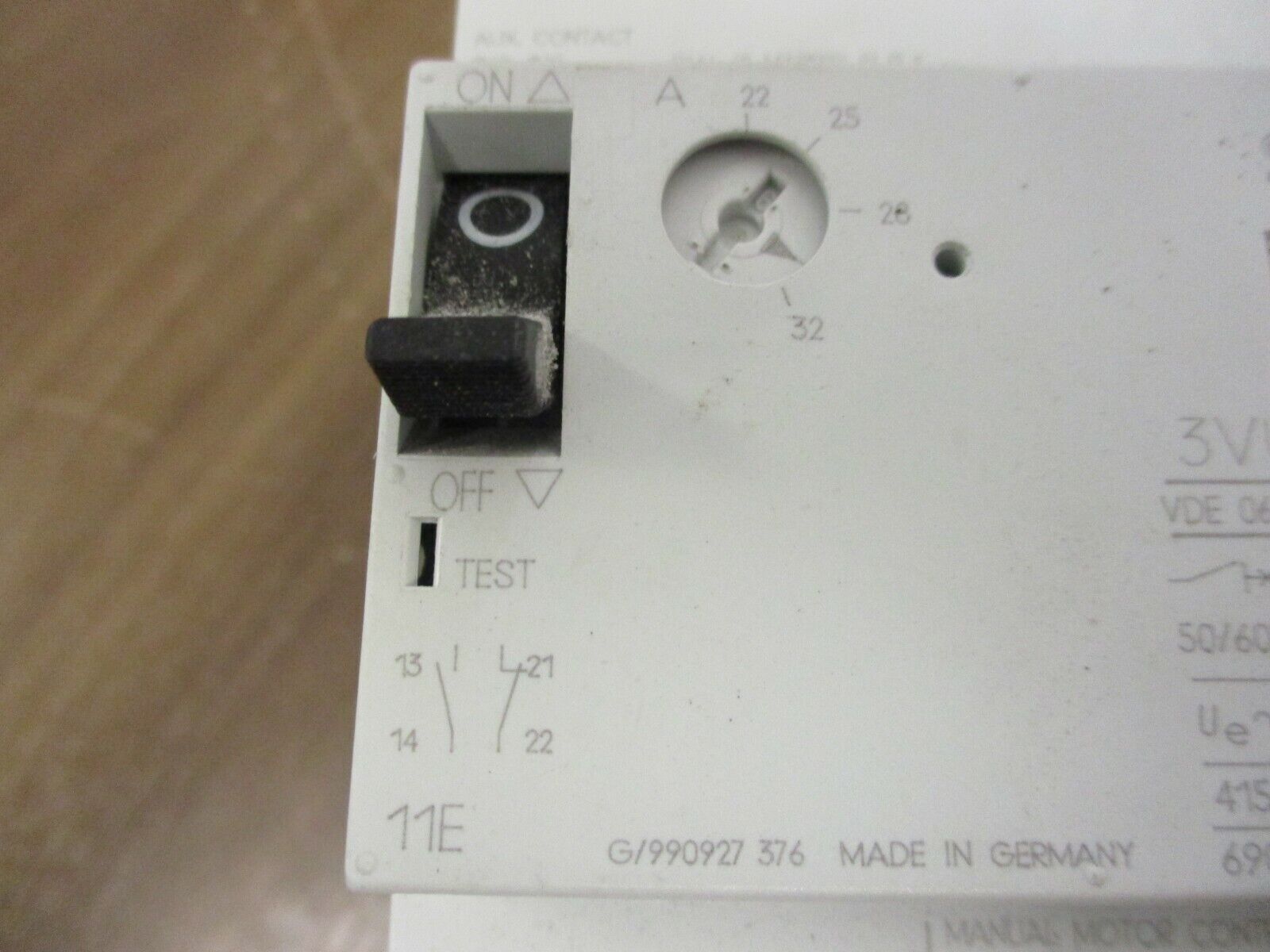 Siemens Manual Starter 3VU1600-1MP00 Trip: 22-32A Used