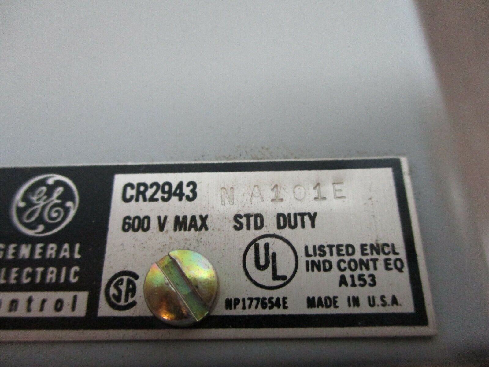 GE Push Button Station CR2943NA101E Start 600V Nema 1 New Surplus