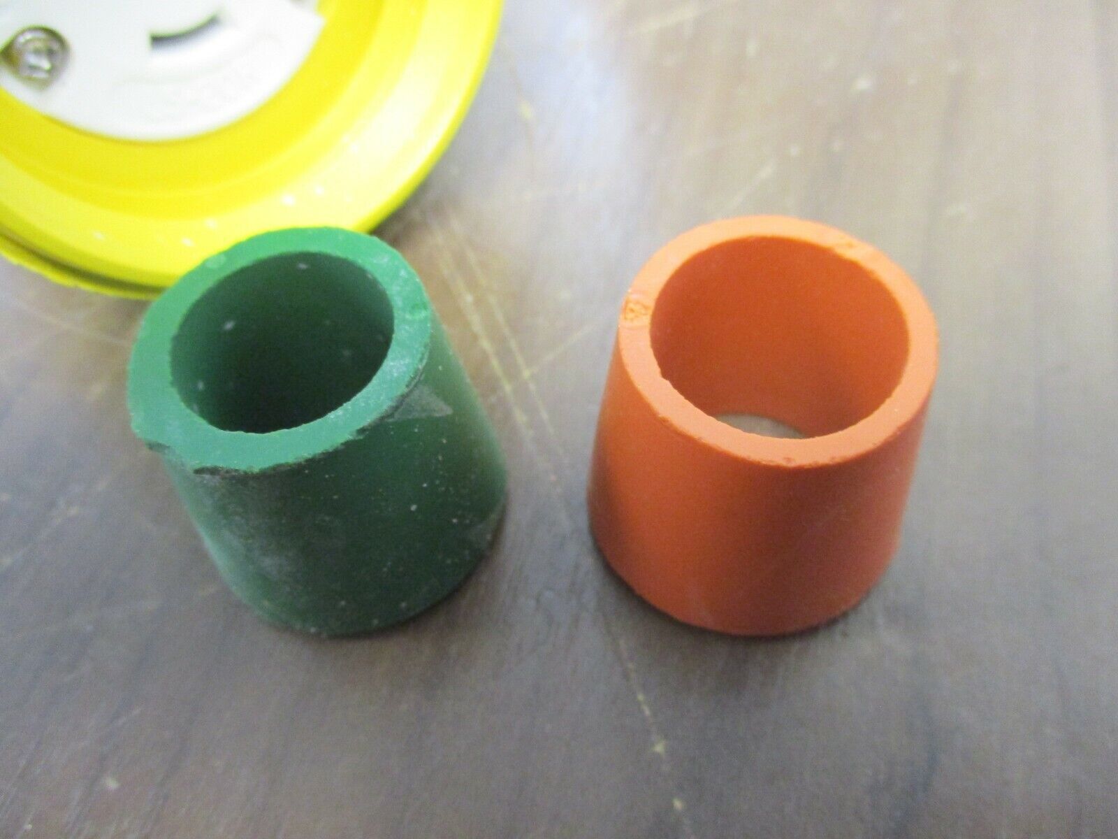 Daniel Woodhead Watertite Connector 27W47 20A 125V Nema L5-20 New Surplus