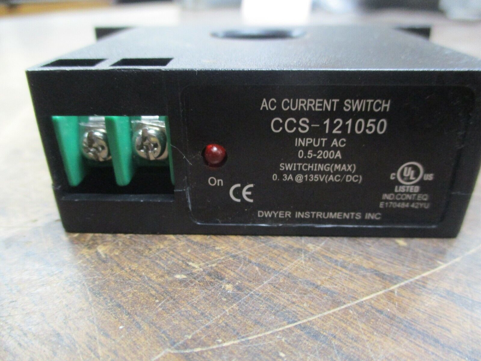 Dwyer AC Current Switch CCS-121050 0.5-200A Used