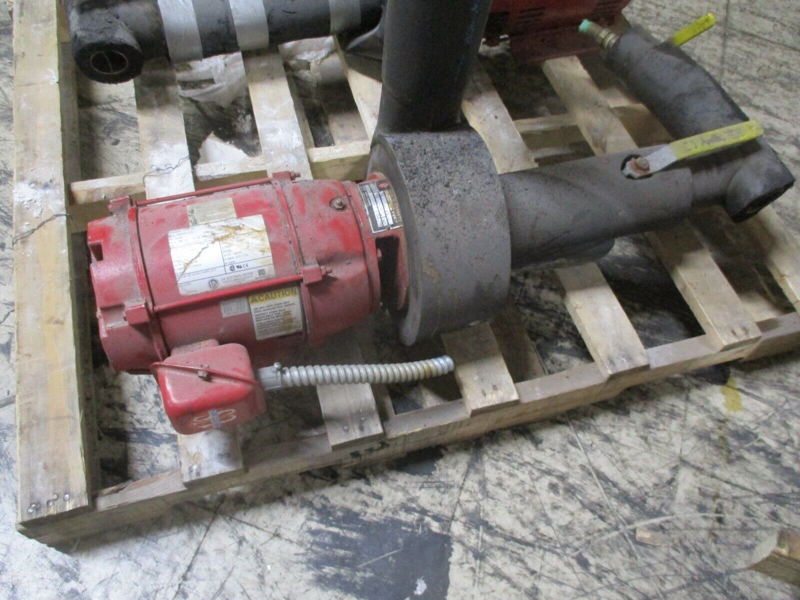 Bell & Gossett 1531 Pump 1.25AC 6.25 BF 7.5HP 60GPM 170FT Head 3600RPM Used