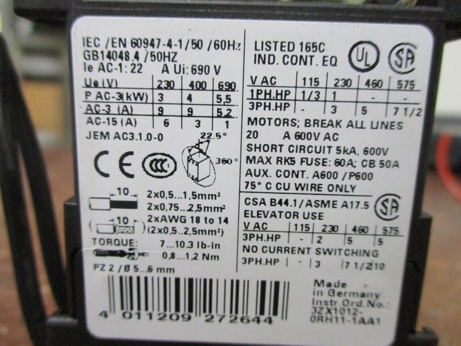Siemens Sirius Contactor 3RT1016-1AB01 24V Coil 20A 600V Used