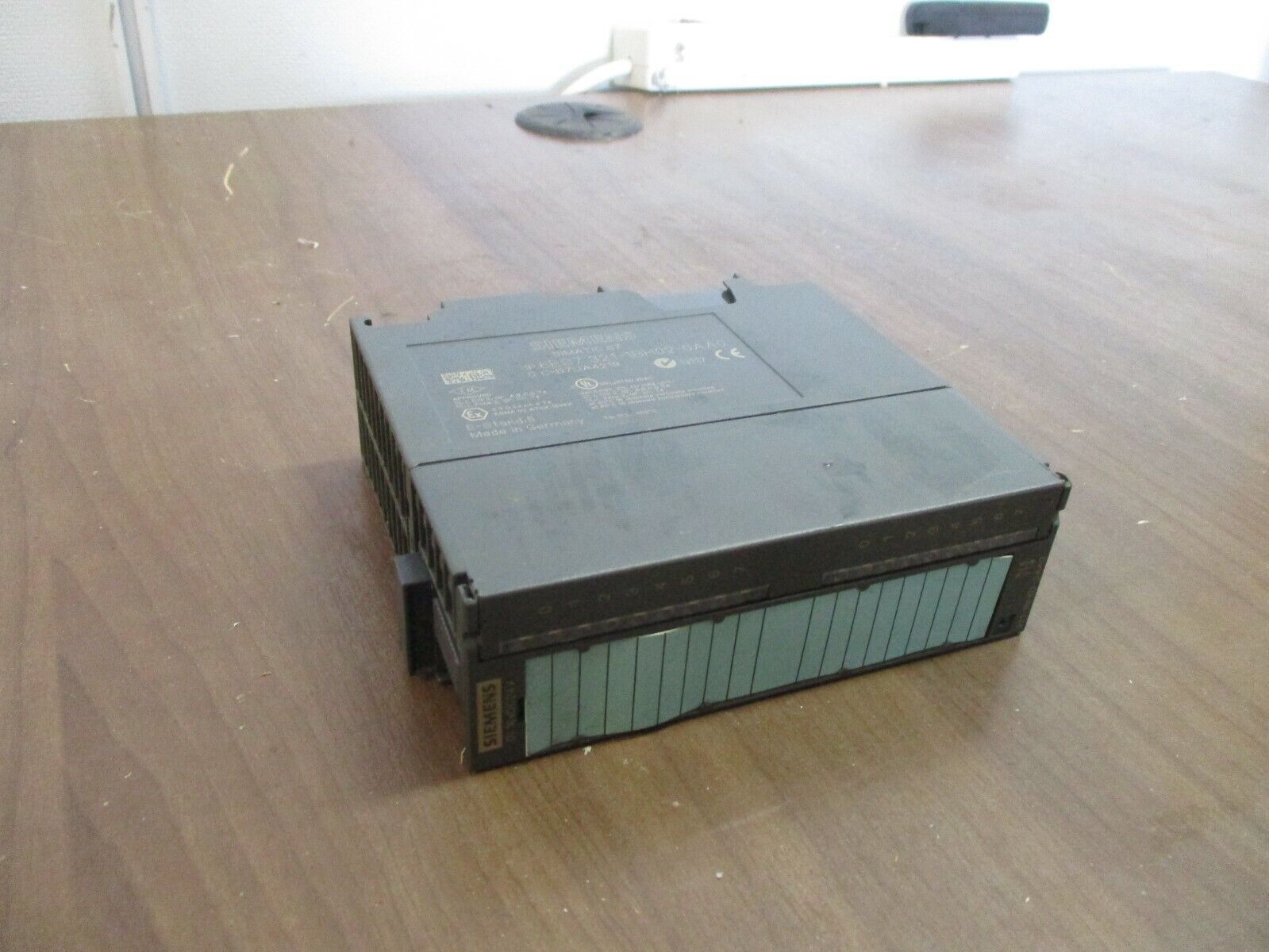 Siemens Simatic S7 Digital Input Module 6ES7 321-1BH02-0AA0 16X DC24V Used