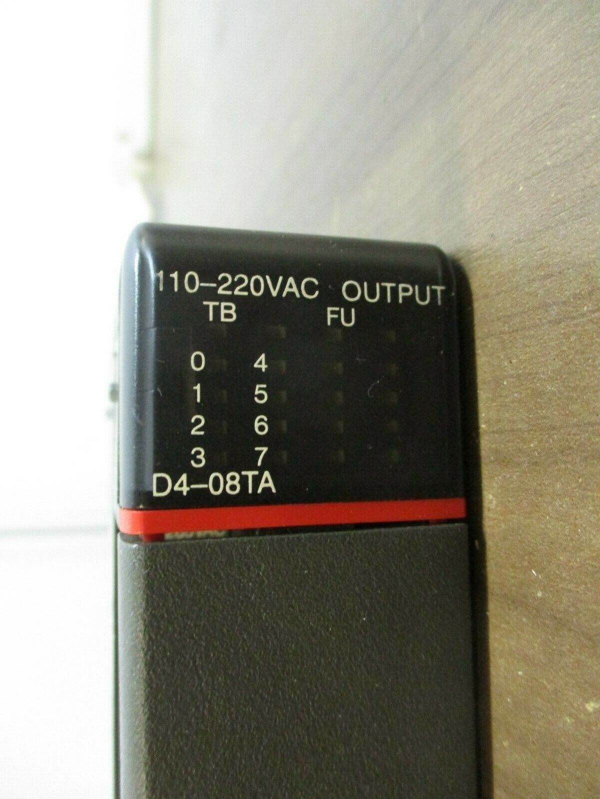 PLC Direct Output Module D4-08TA 110/220VAC Used