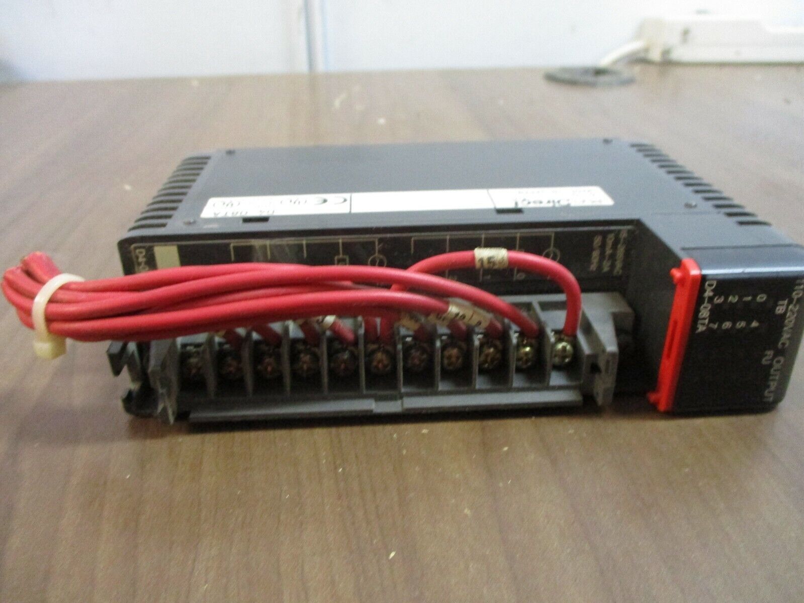 PLC Direct Output Module D4-08TA 110/220VAC Used