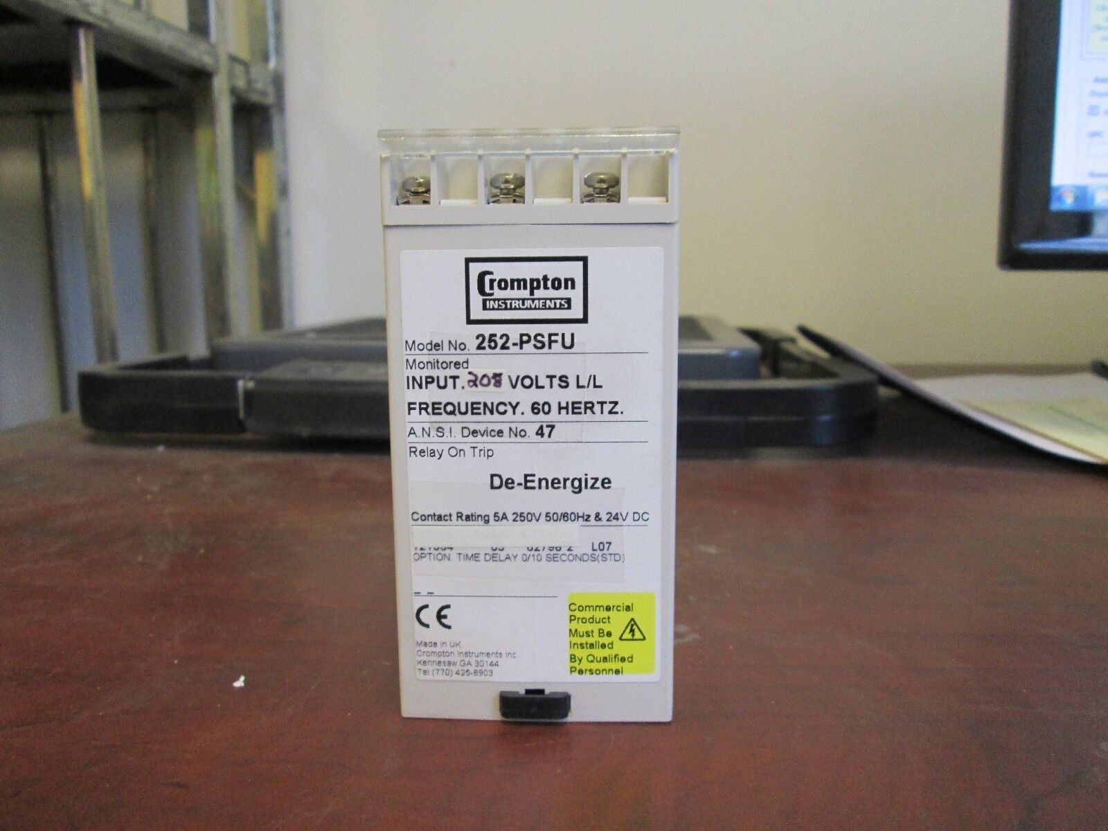 Crompton Phase Monitor 252-PSFU 208V Input 5-15% Unbalance 0-10 sec. delay Used