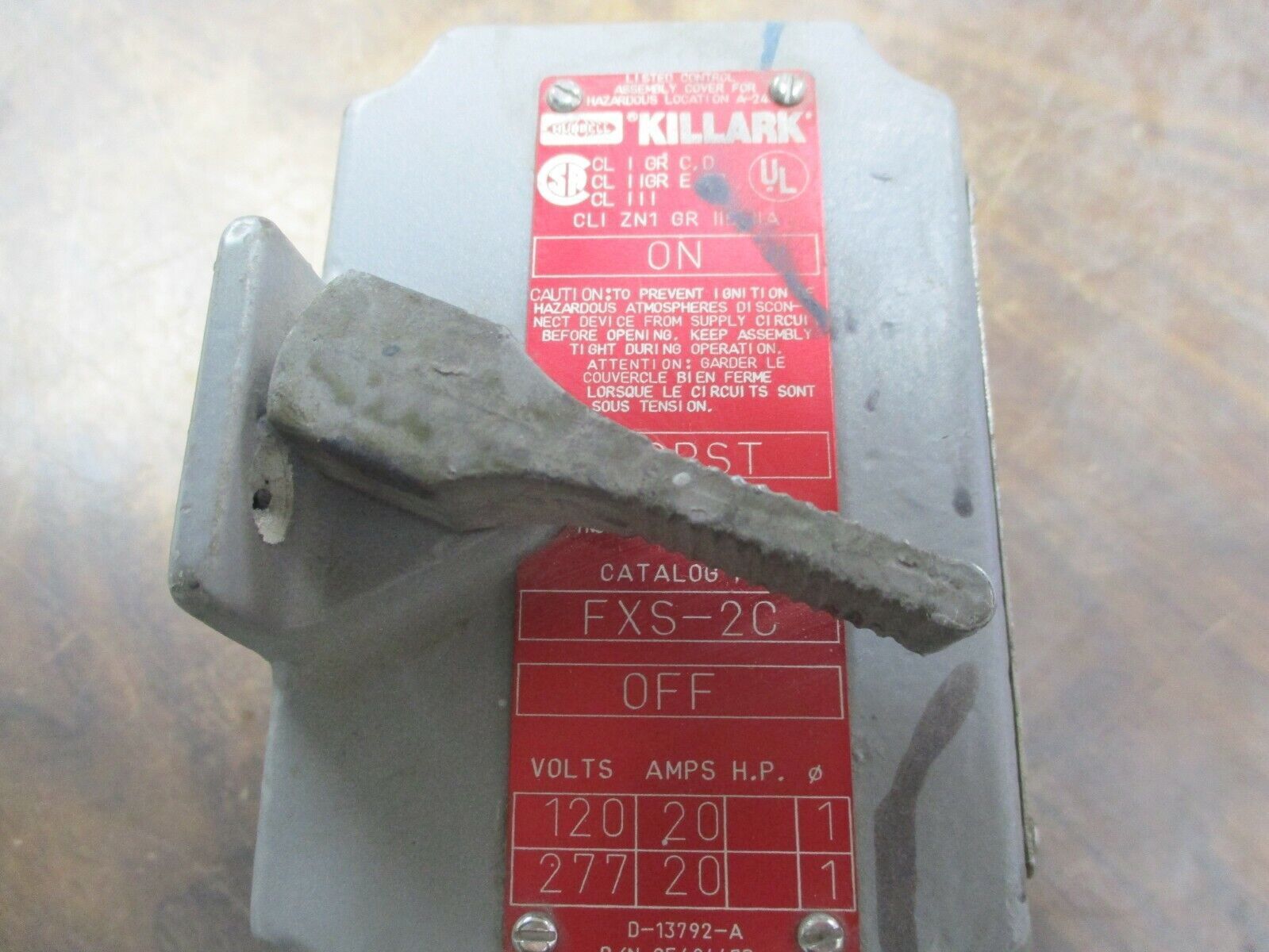 Killark Explosion Proof Tumbler Switch FXS-2C 20A 120/277V 1Ph Used