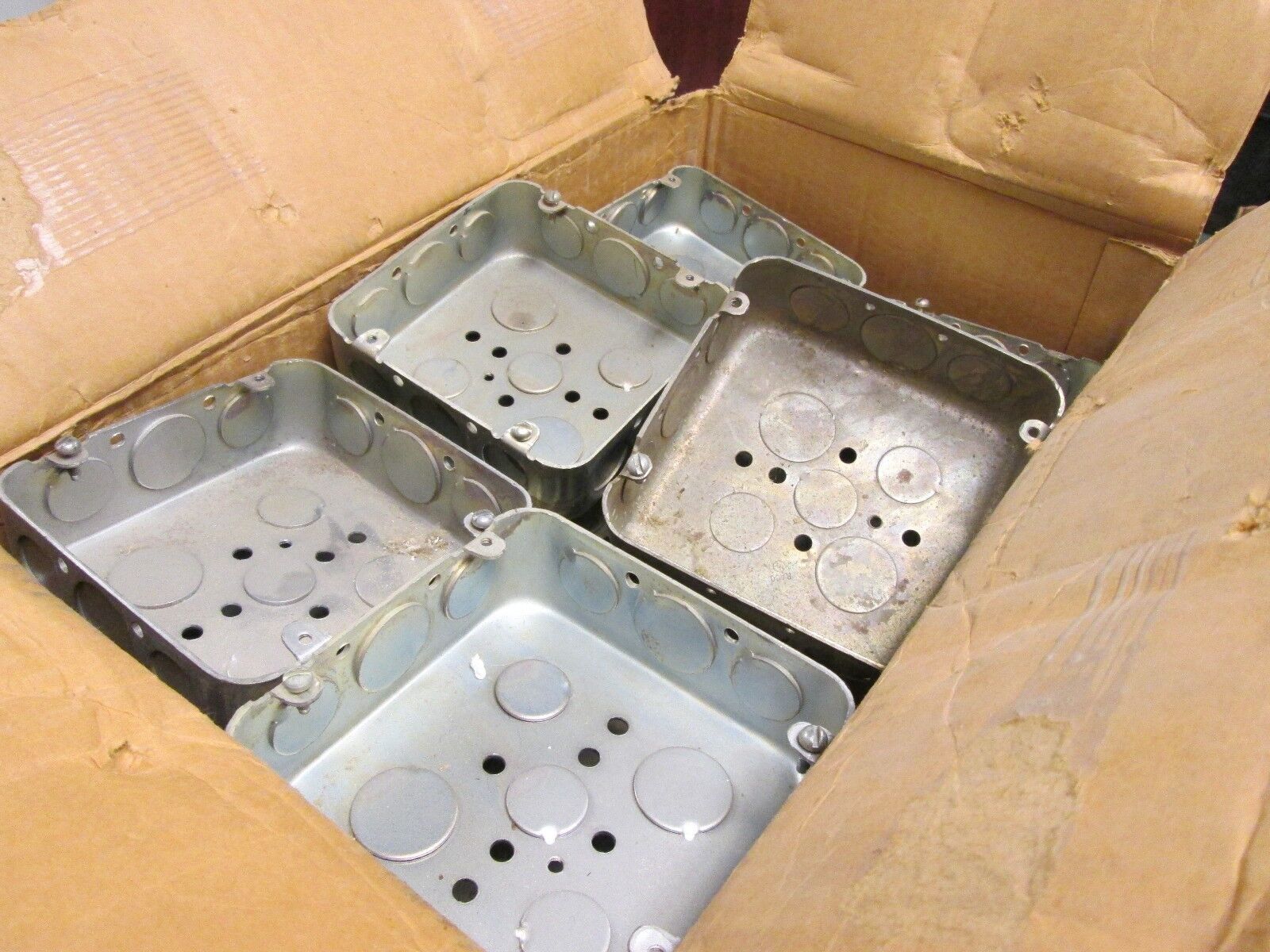 Outlet Box Size 4-11/16" Square 1-1/2" Deep Box of 33 Pieces New Surplus
