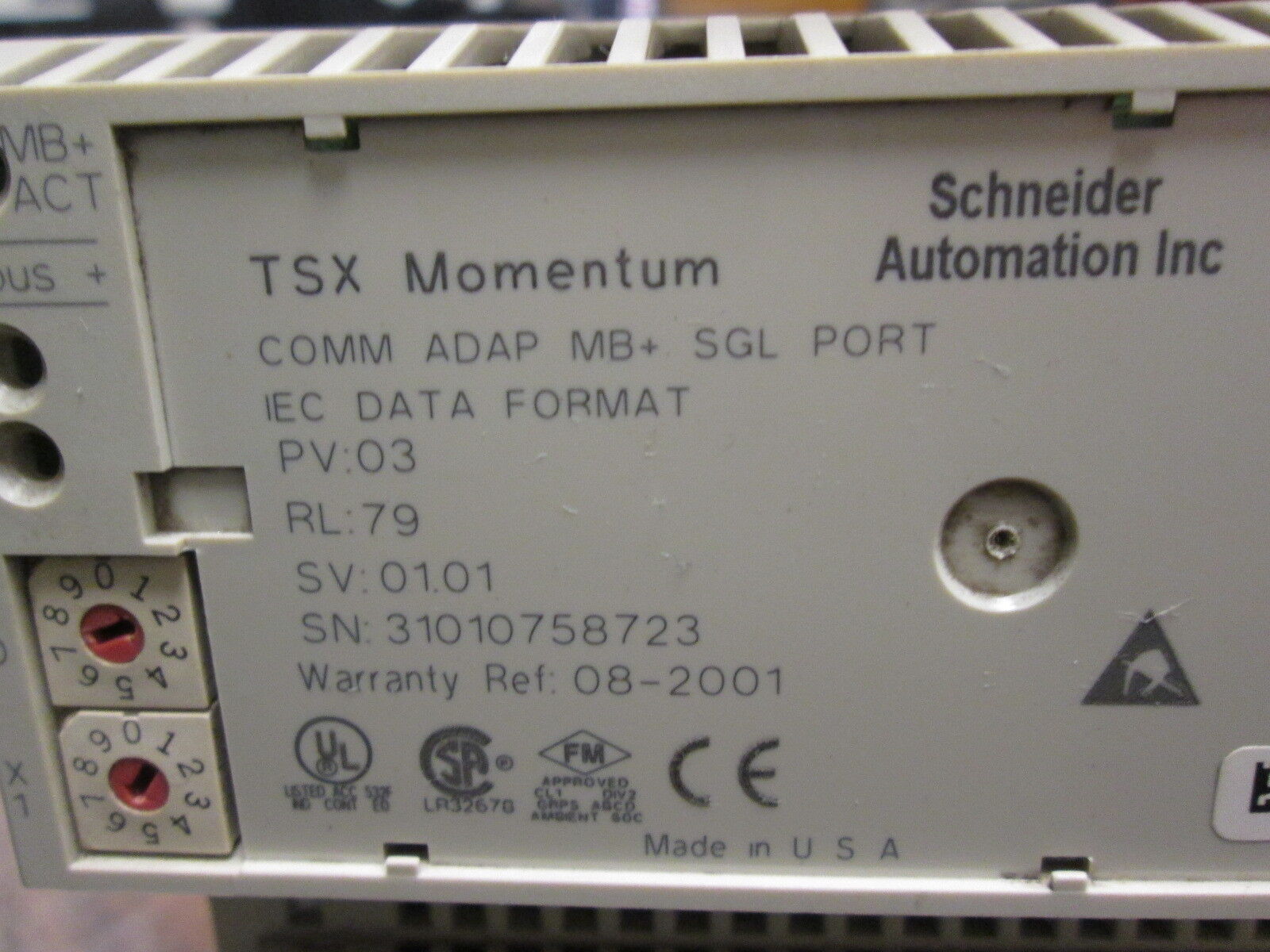 Schneider TSX Momentum Comm Module W/ Base 170PNT11020 PV:03 RL:79 SV:01.01 Used
