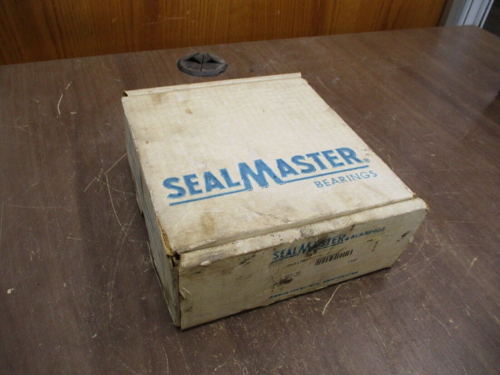 Seal Master Gold Line Flange Mount Bearing SFT-35 2 3/16" New Surplus