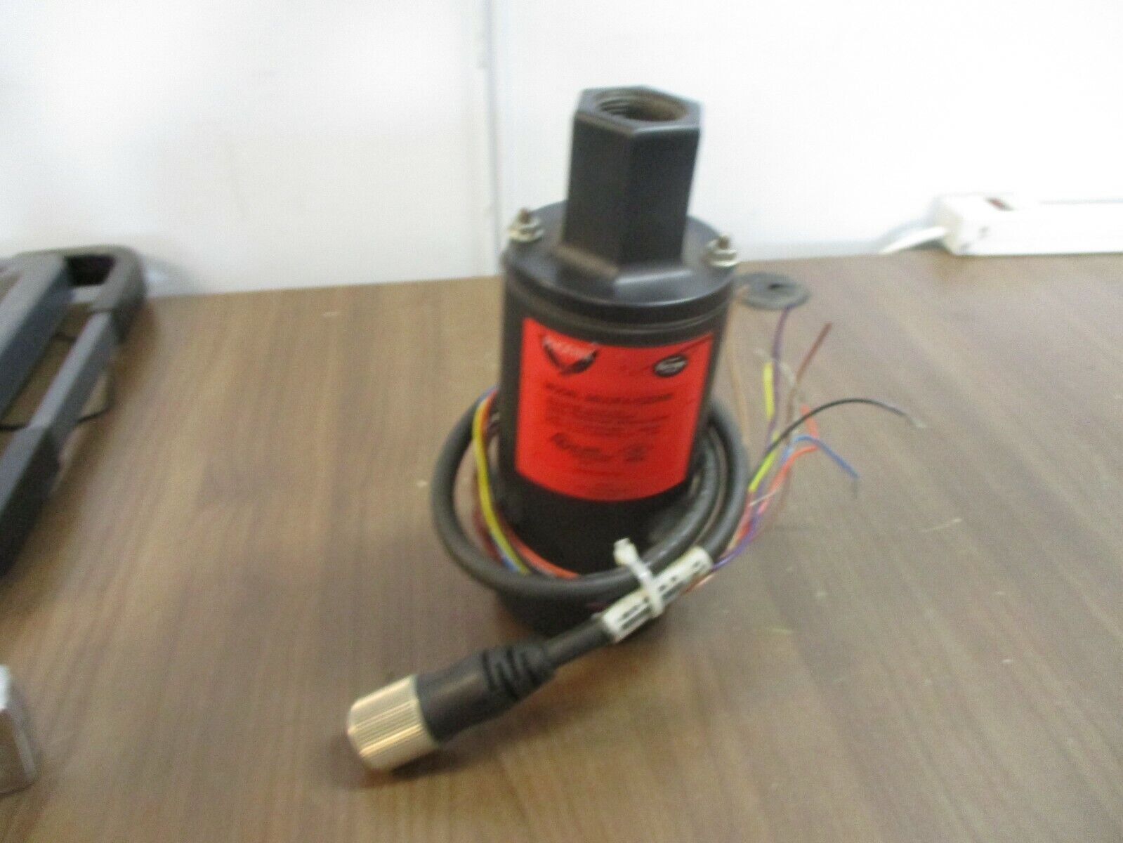 Fireye Phoenix Integrated Flame Scanner 85UVF4-1QDWR Nema 4X Used