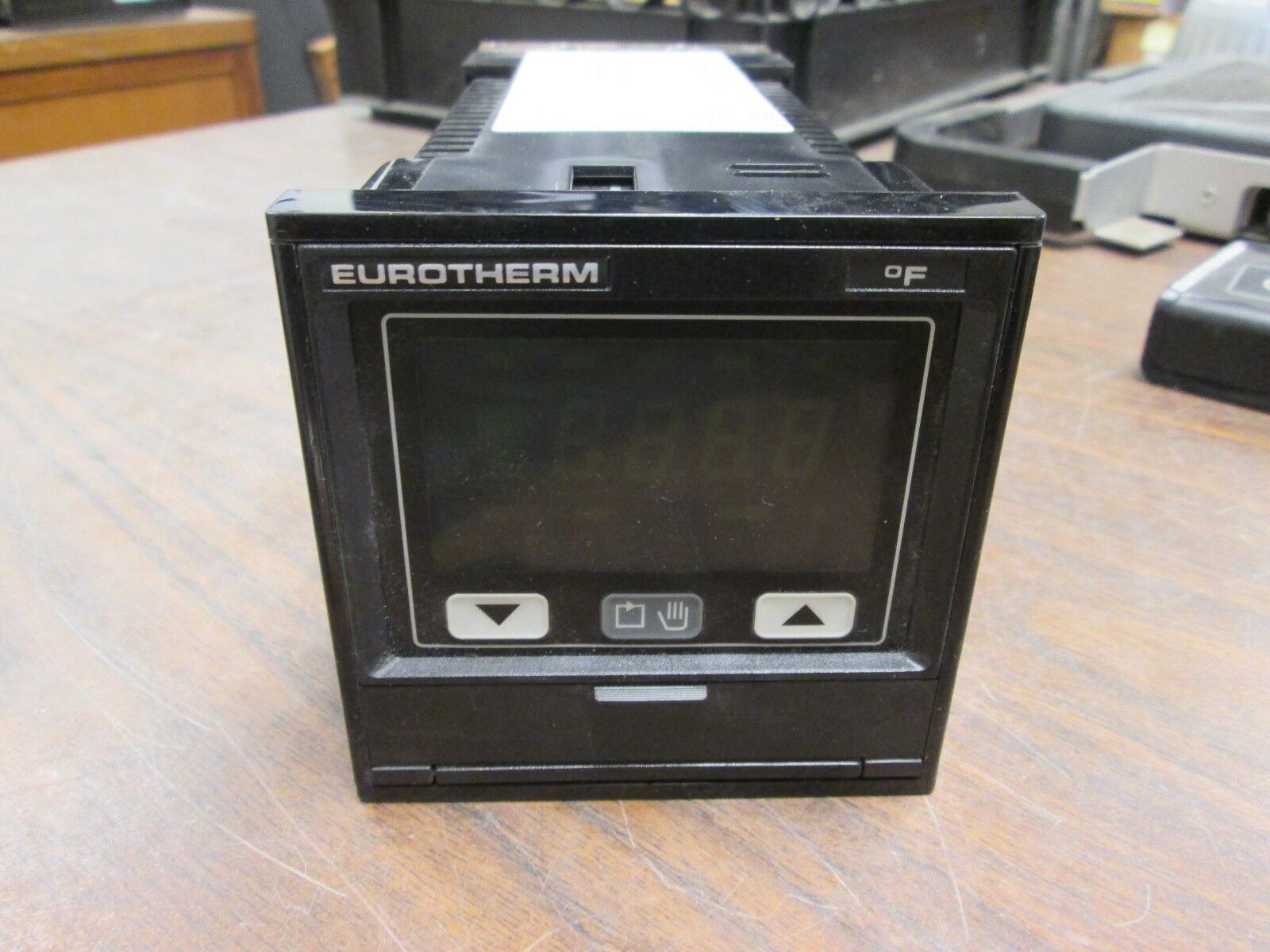 Eurotherm 815S Temperature Controller 100-240V Used