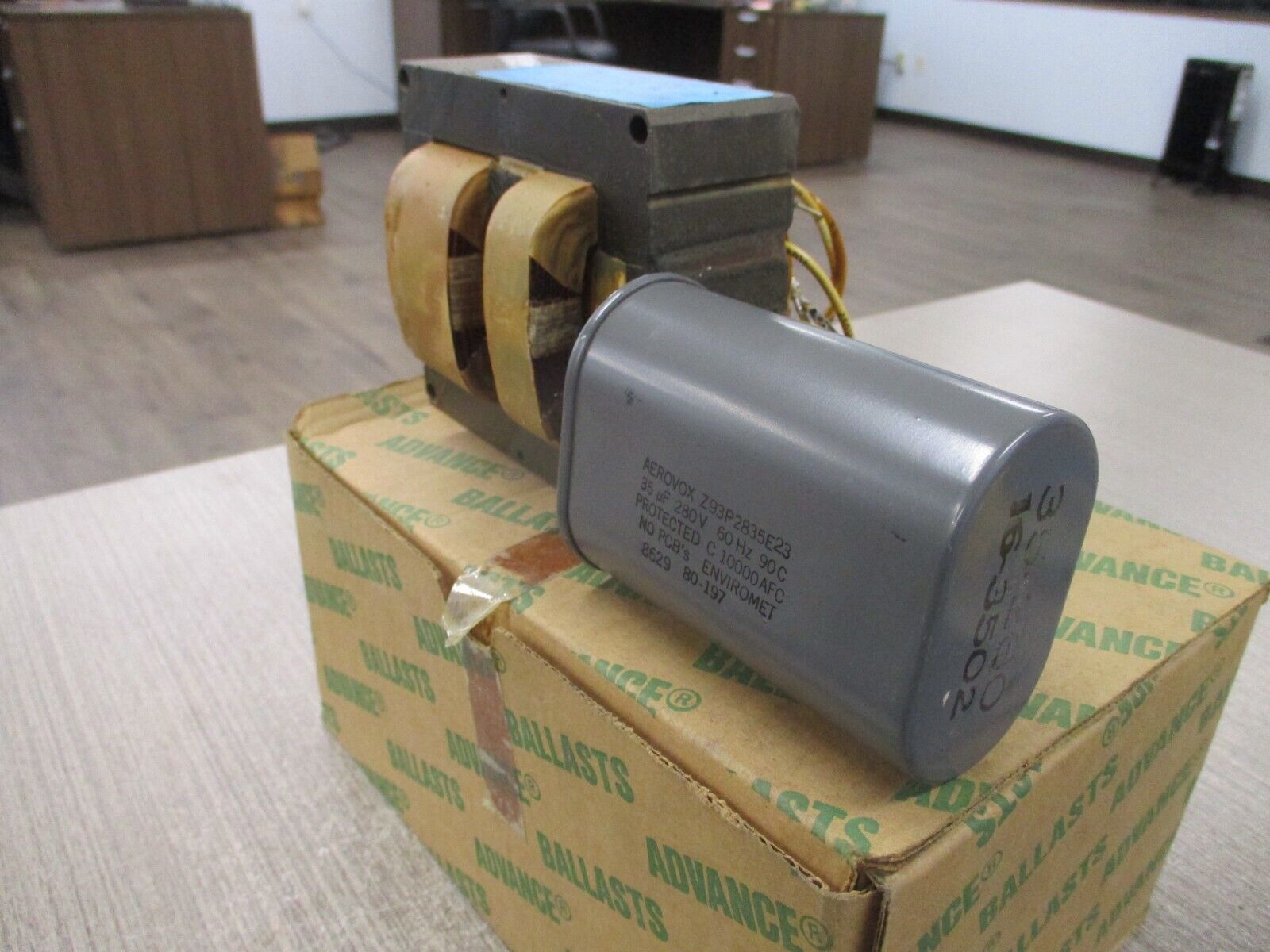 Advance Core & Coil Ballast 71A8241-001 480V 60Hz 250W New Surplus