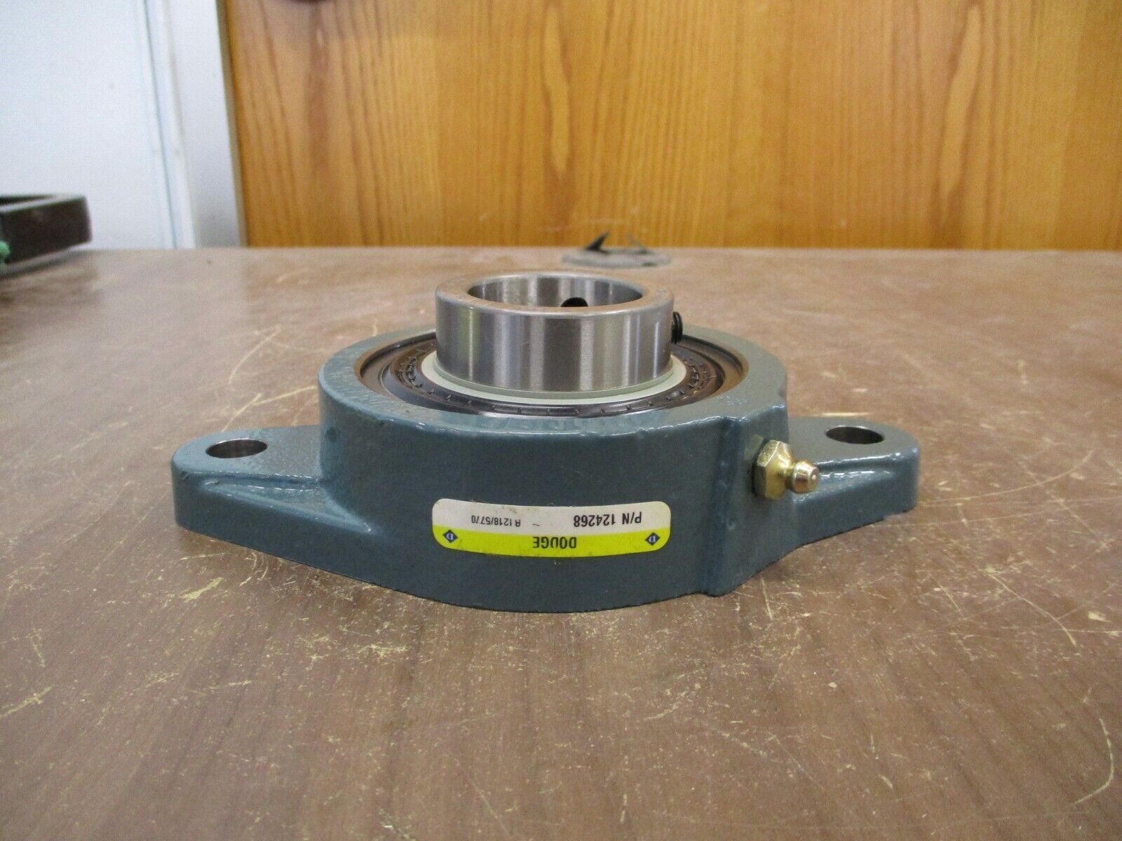 Dodge Flange Bearing 124268 F2B-SC-108 1-1/2" New Surplus