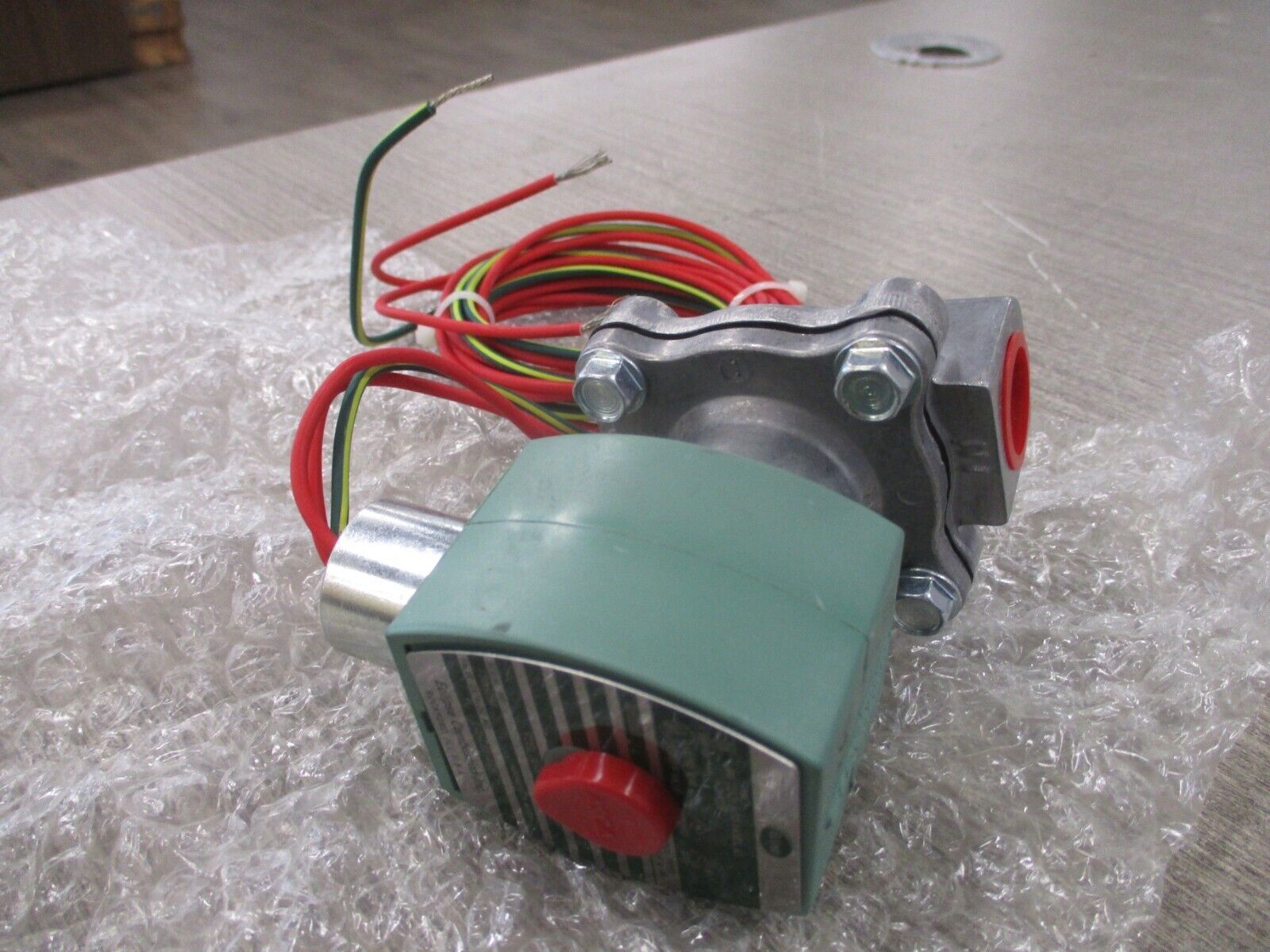 Eclipse Solenoid Valve ECI-L82R4G20 120V Coil New Surplus