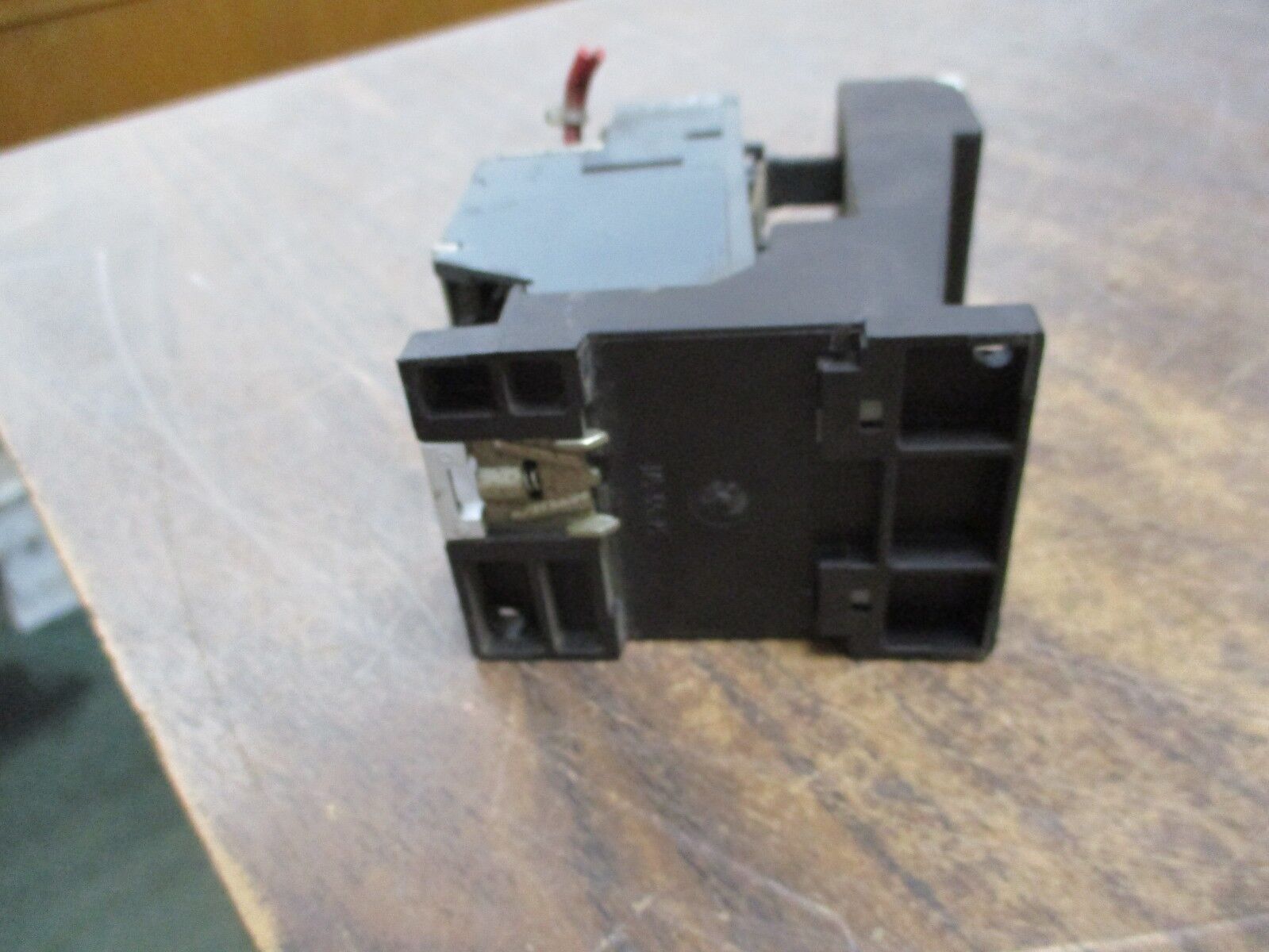 ABB Solid State Overload w/ Din Rail Adapter TA75 DU Trip: 60-80A Used