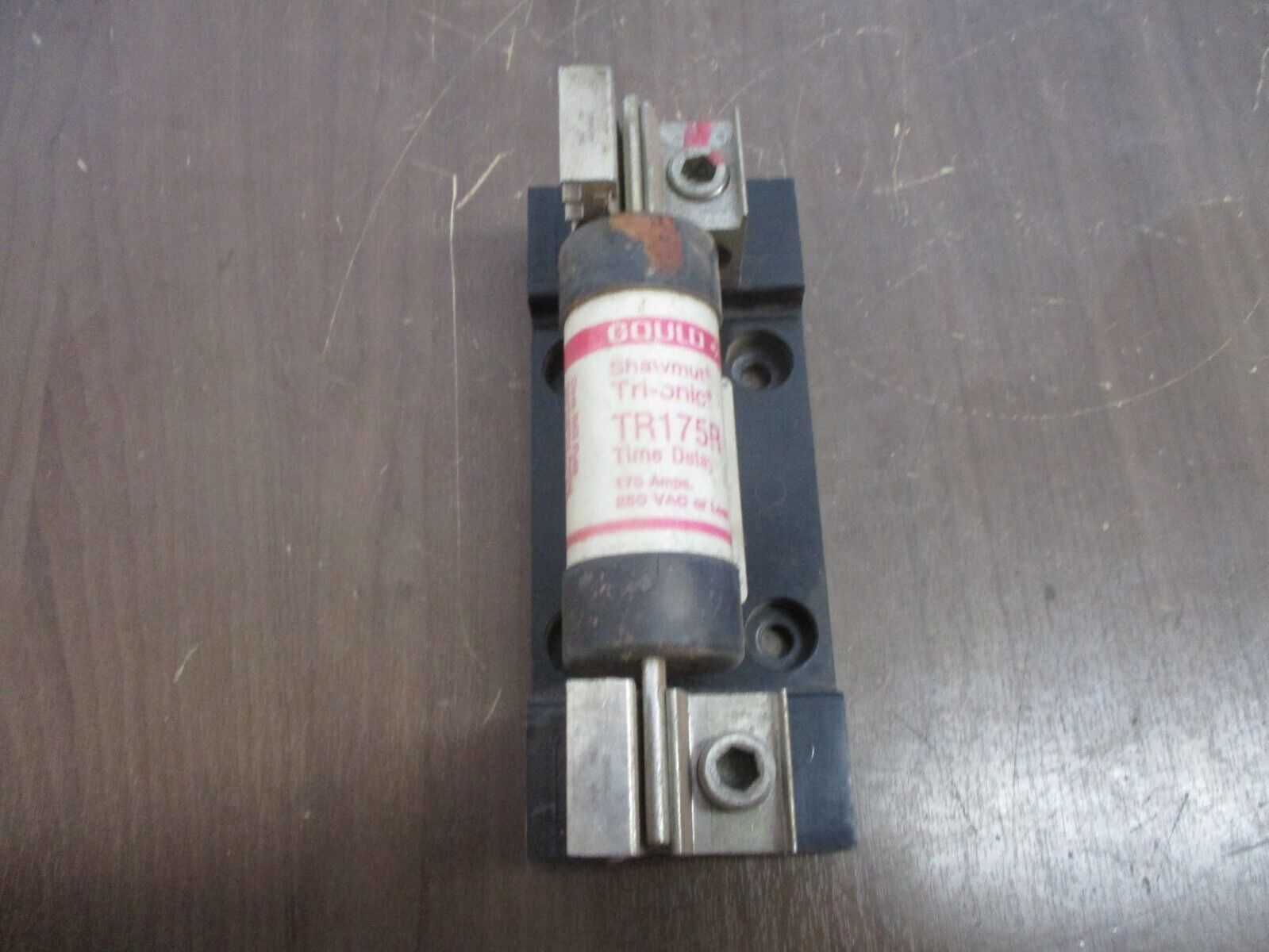 Marathon Fuseholder w/ Fuse F200A1BE 200A 600V 1P (1) 175A Fuse Used