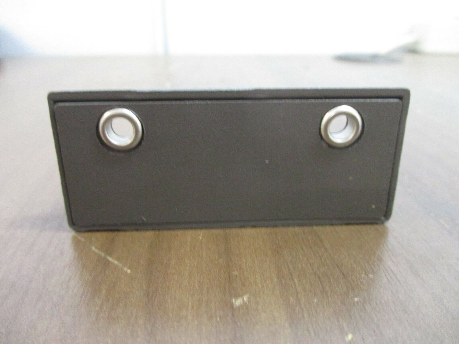 Sentrol Industrial Guardswitch Non-Contact Safety Interlock, Used