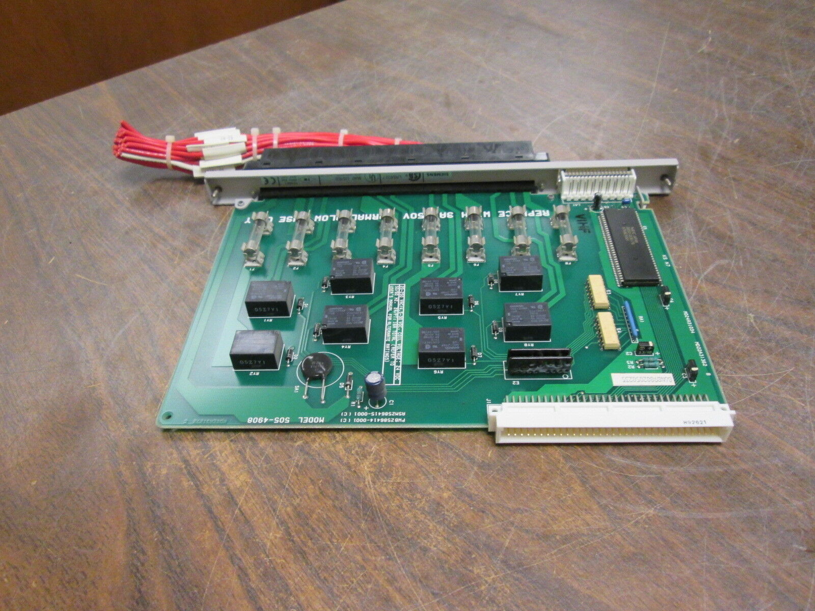 Siemens Simatic 505 Relay Output Module 505-4908 Used