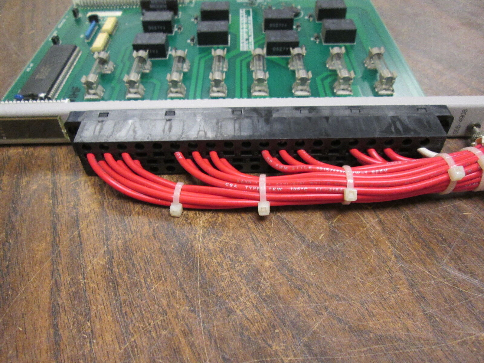 Siemens Simatic 505 Relay Output Module 505-4908 Used