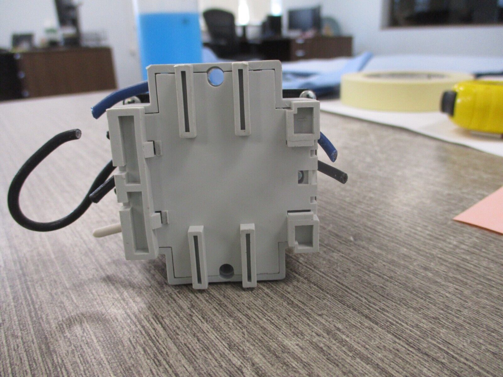 Eaton Time Delay Relay TMR5CF2S120 120V AC/DC Delay: Fixed 2 Sec w/ Base Used