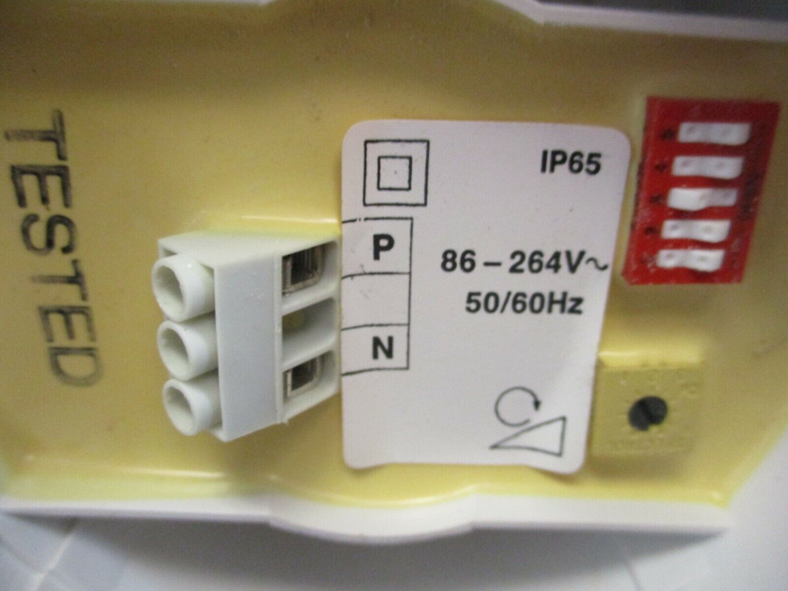 RS Deep Base Sounder 626-129 86-264V 50/60Hz Used