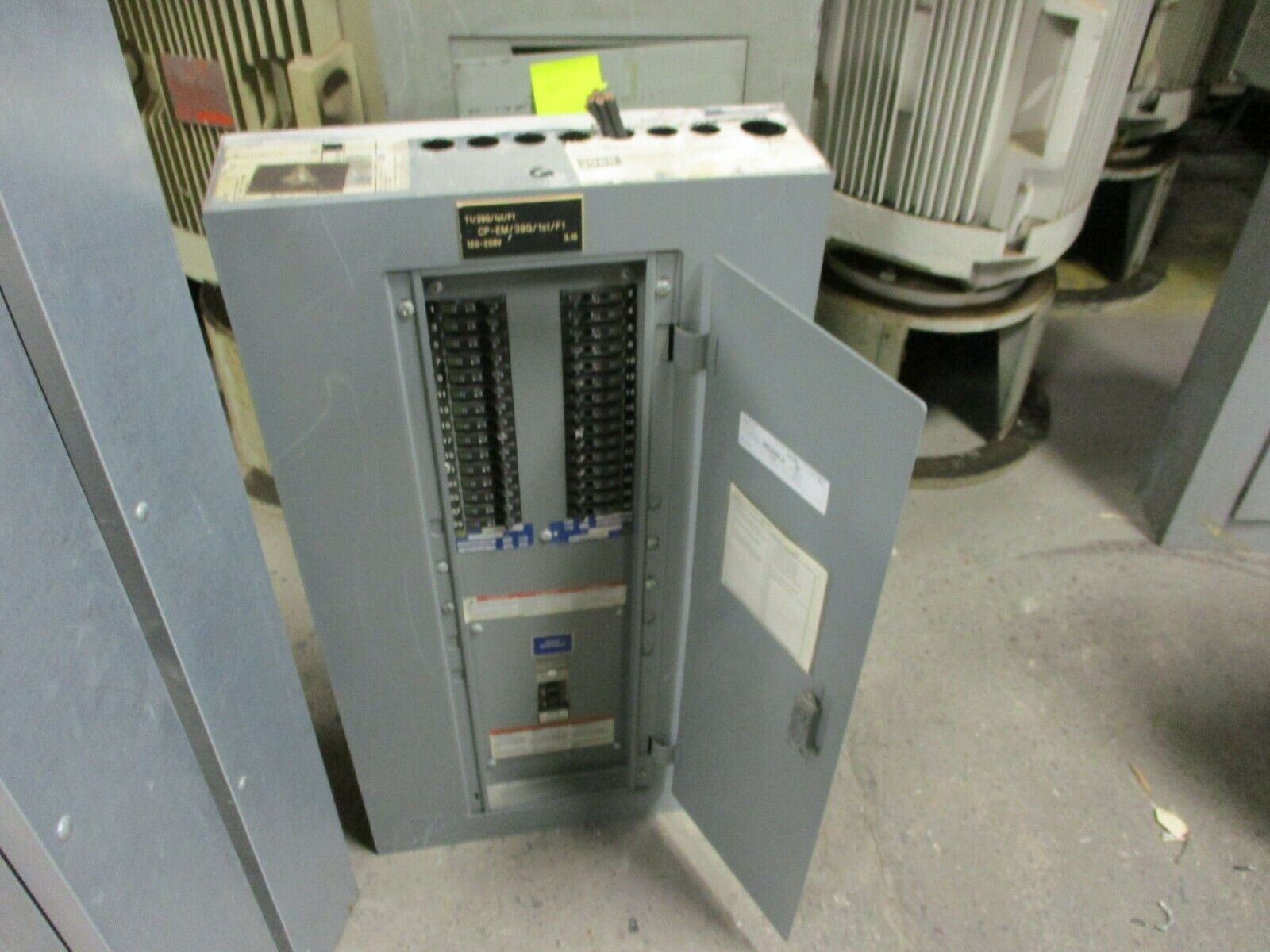 Square D Main Breaker Circuit Breaker Panel 12192539680100001 80A Max 208Y/120