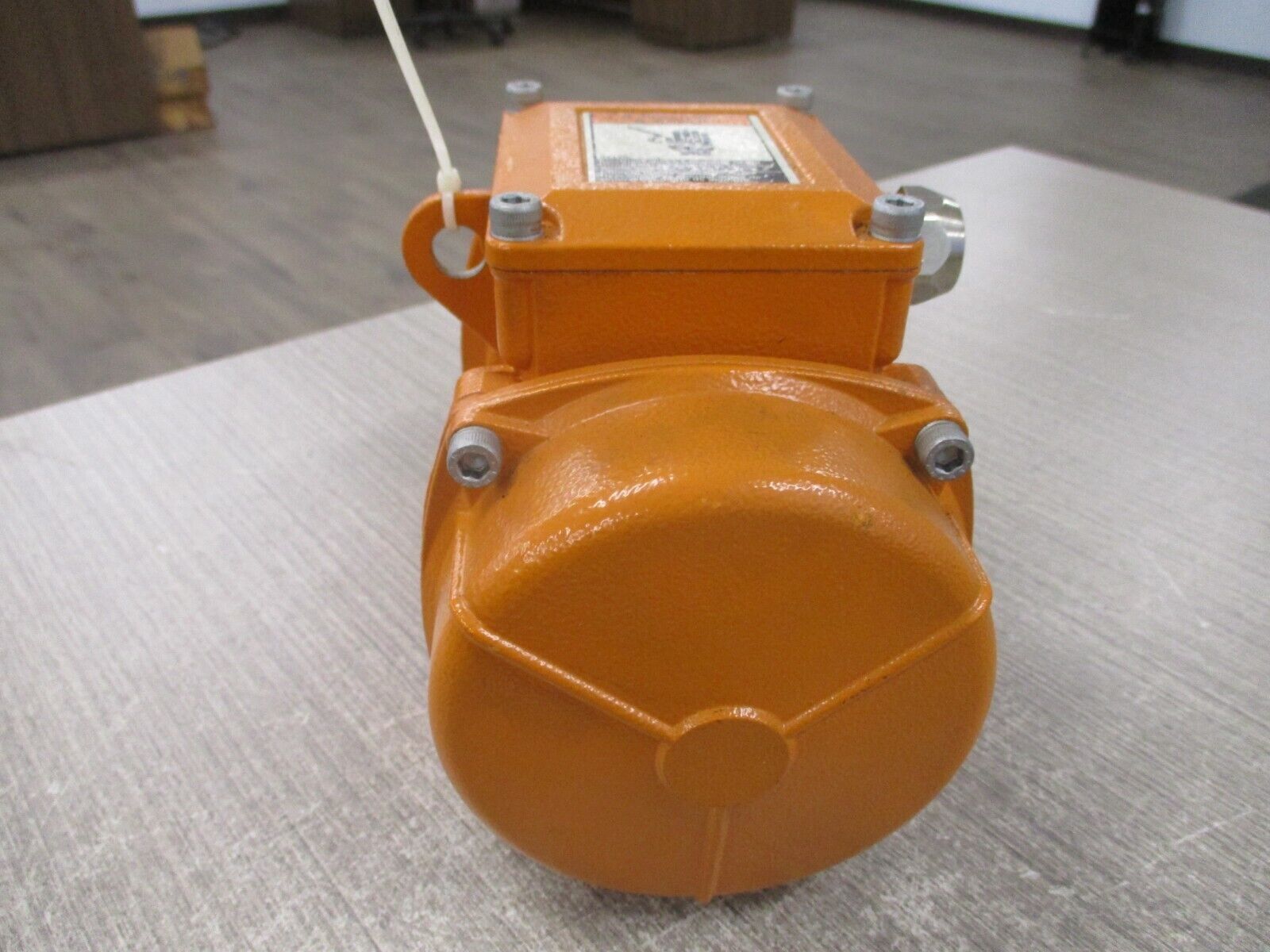 Martin Engineering Industrial Vibrator CDS 18-1/0 115V 1Ph 1800RPM Used
