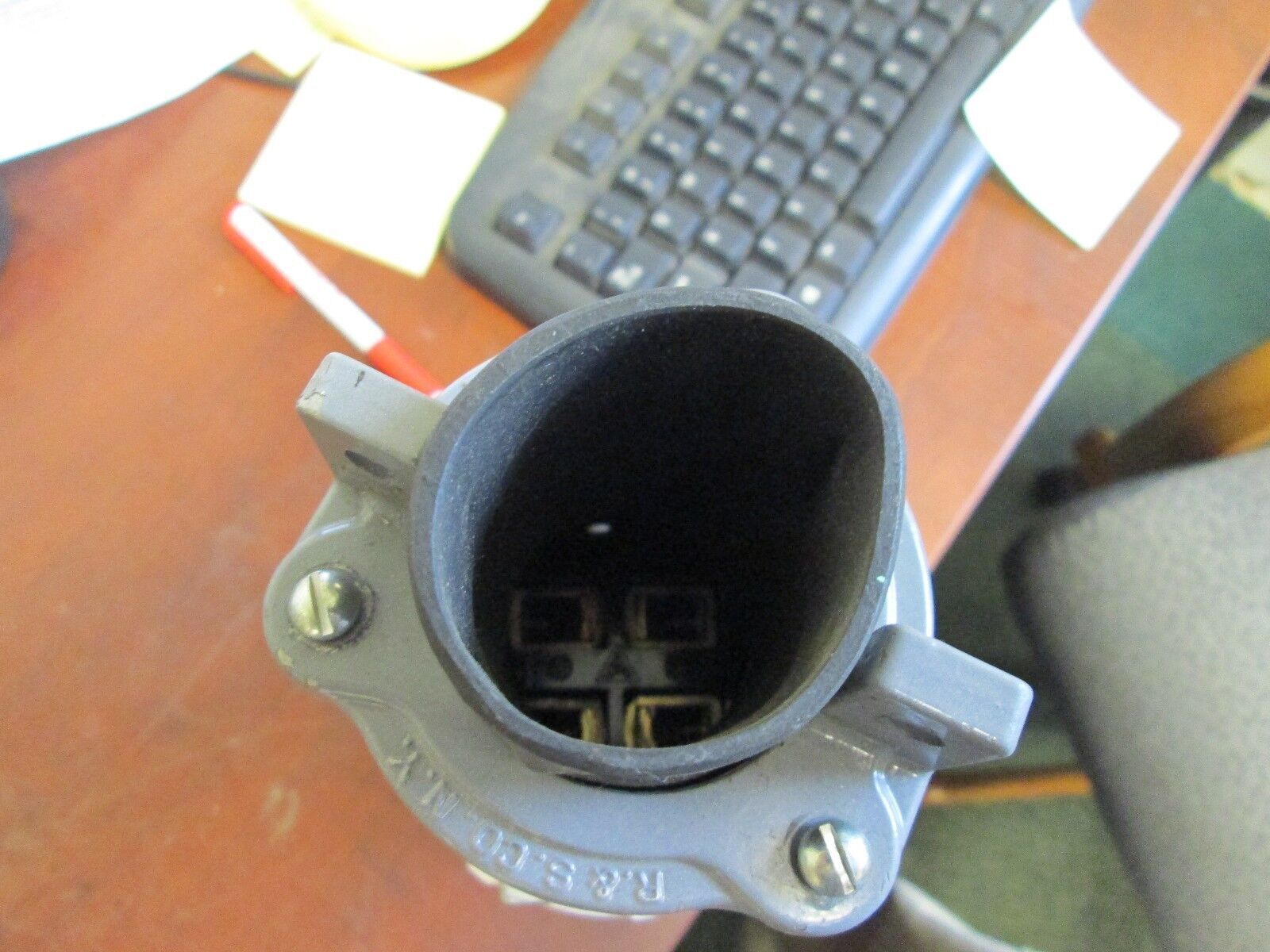 Russellstoll Connector JPS1534LKR 150A 600V 3P 4W Used