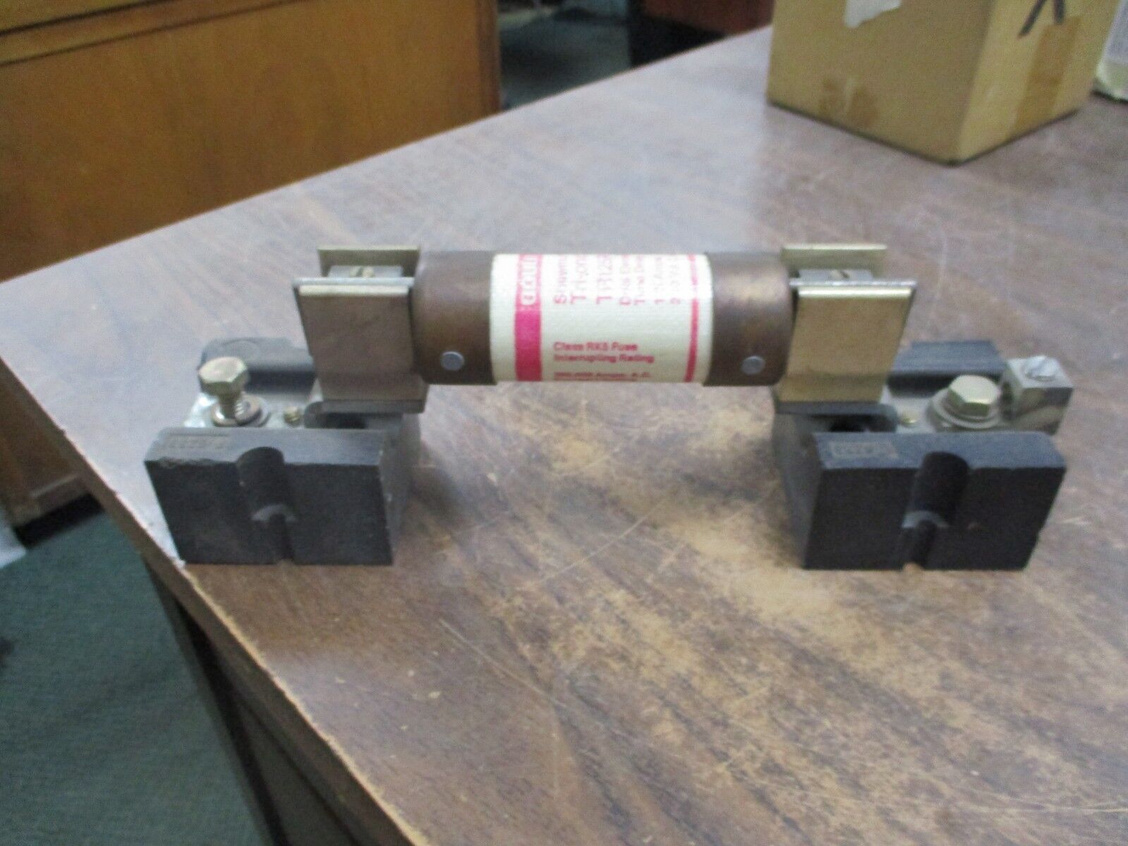 Allen-Bradley Fuse Block X-393981 TR125R 125A Fuse 200A 600V 1P Used