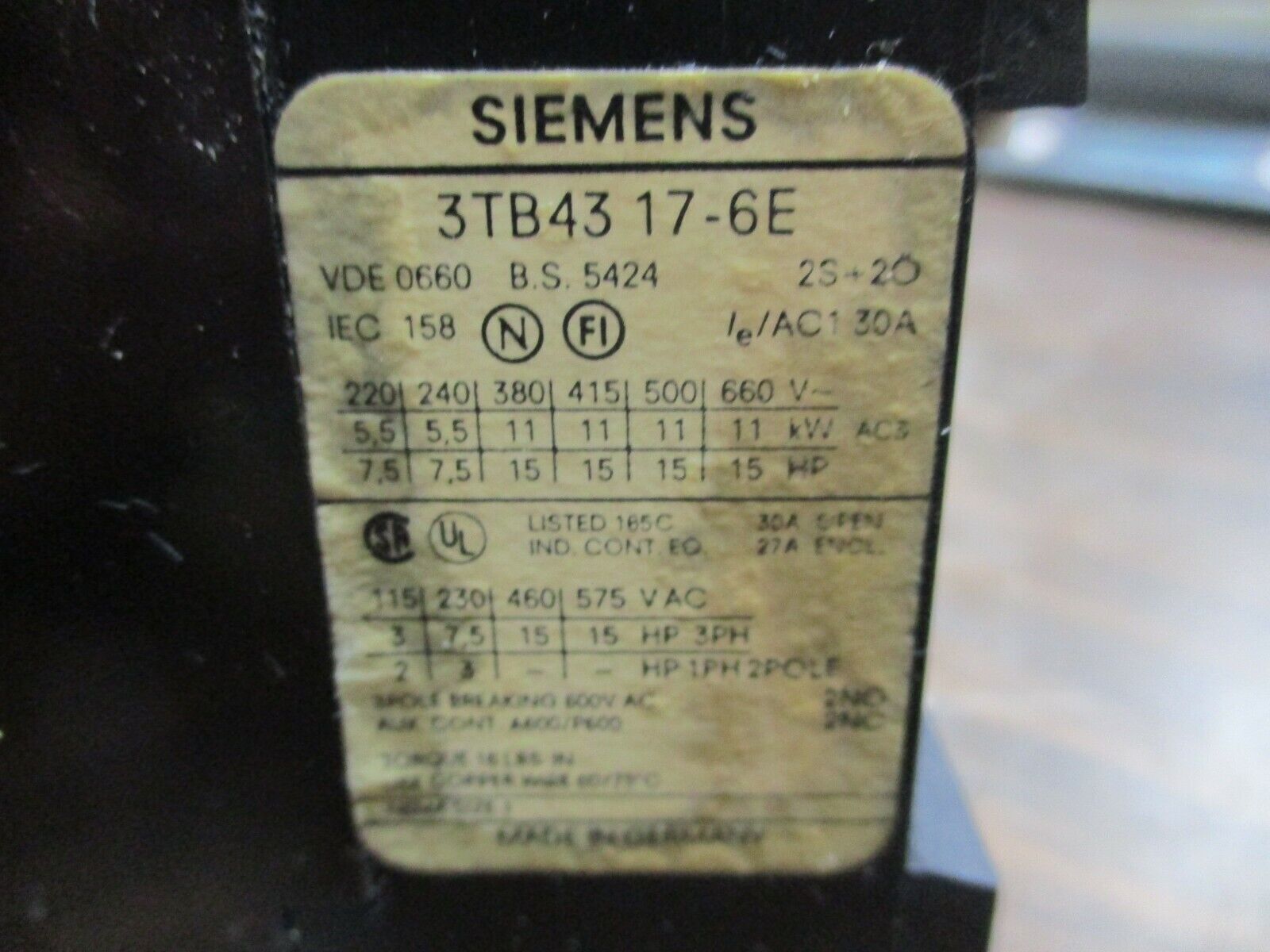Siemens Size 1 Contactor 3TB43 17-6E 120V Coil Used