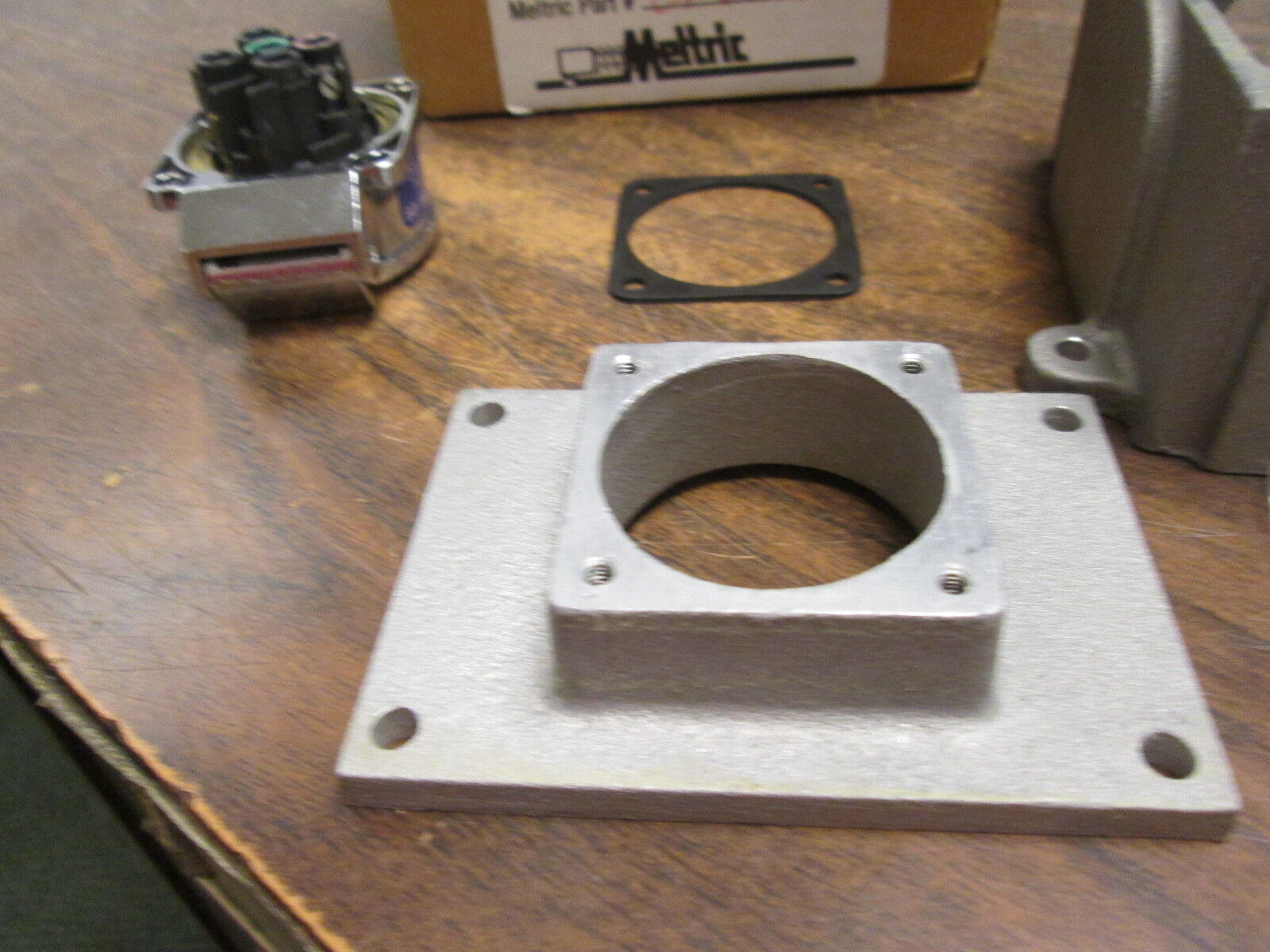 Meltric Receptacle w/ Base 09-20164-S-DP 15A 600V 3W New Surplus