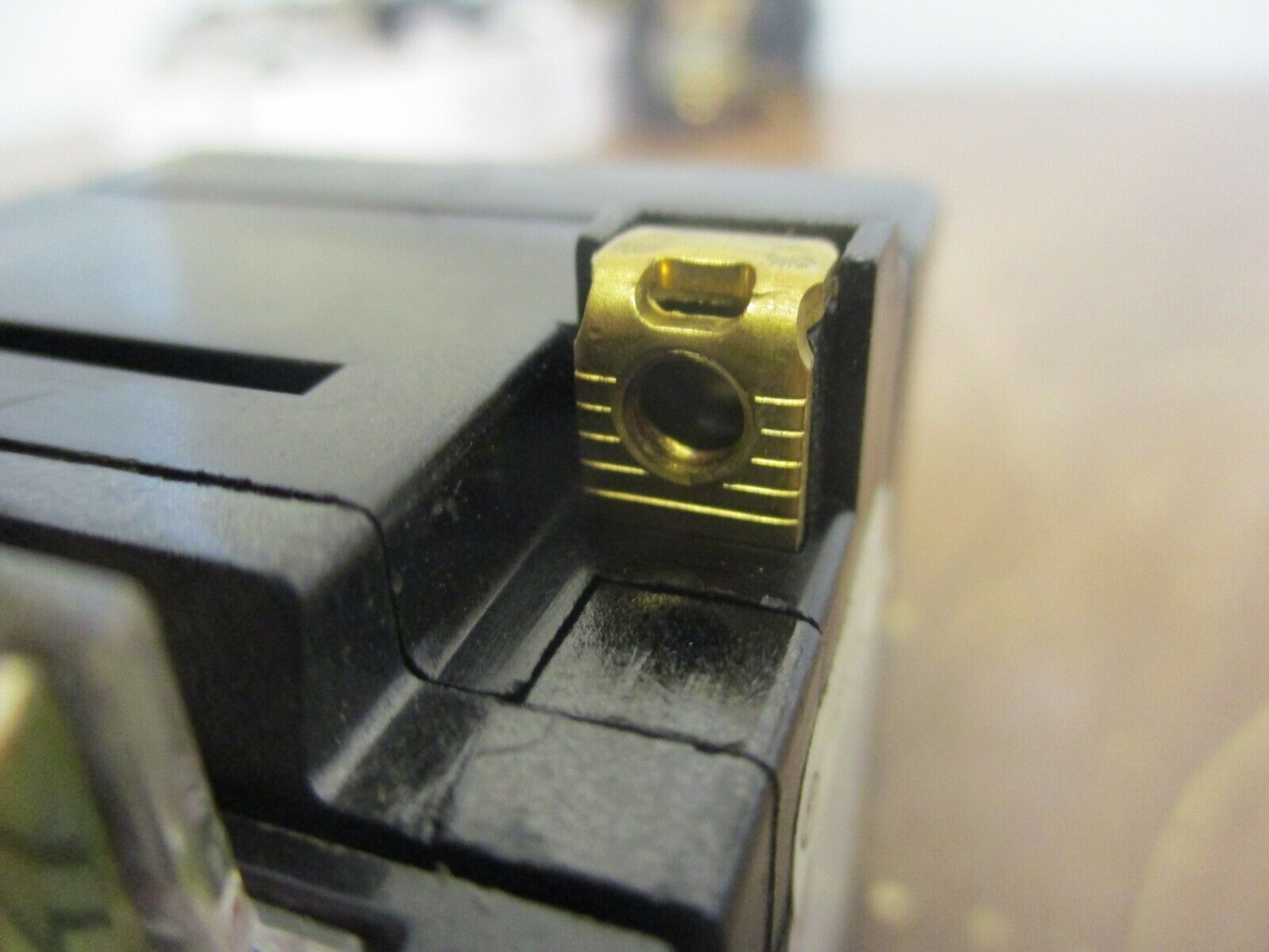 GE Illuminated Selector Switch CR104PSL94G-11S2 Green Lens *No Box* New Surplus