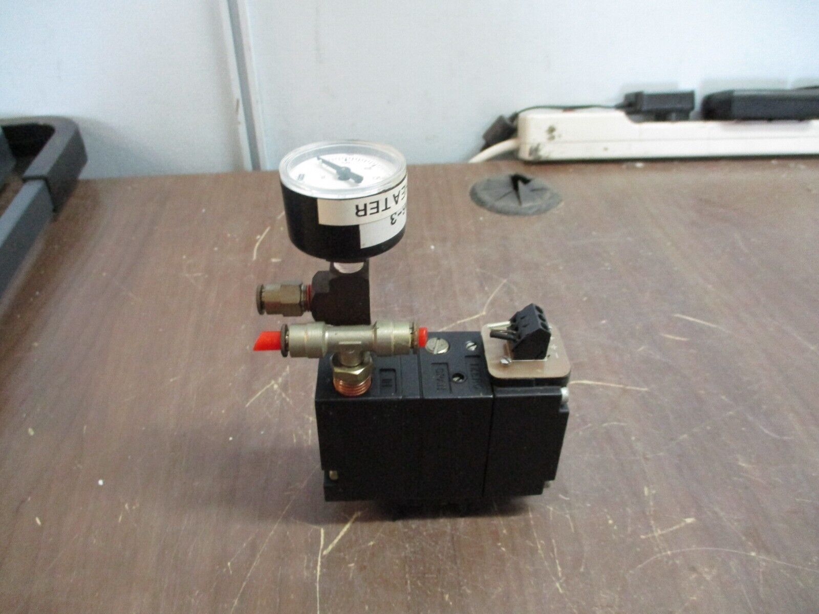 Fairchild Transducer TT6000-401 Input: 4-20mA Output: 3-15PSIG Used